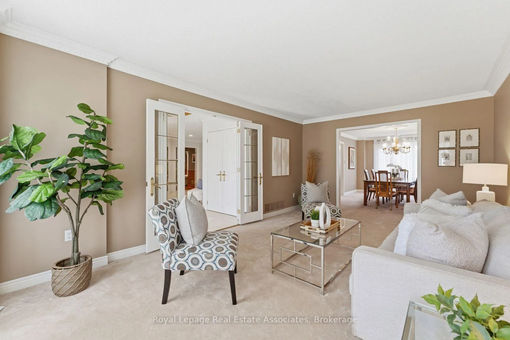 Photo 10 of 160 Fifth Avenue, Vaughan, East Woodbridge — HOMEH