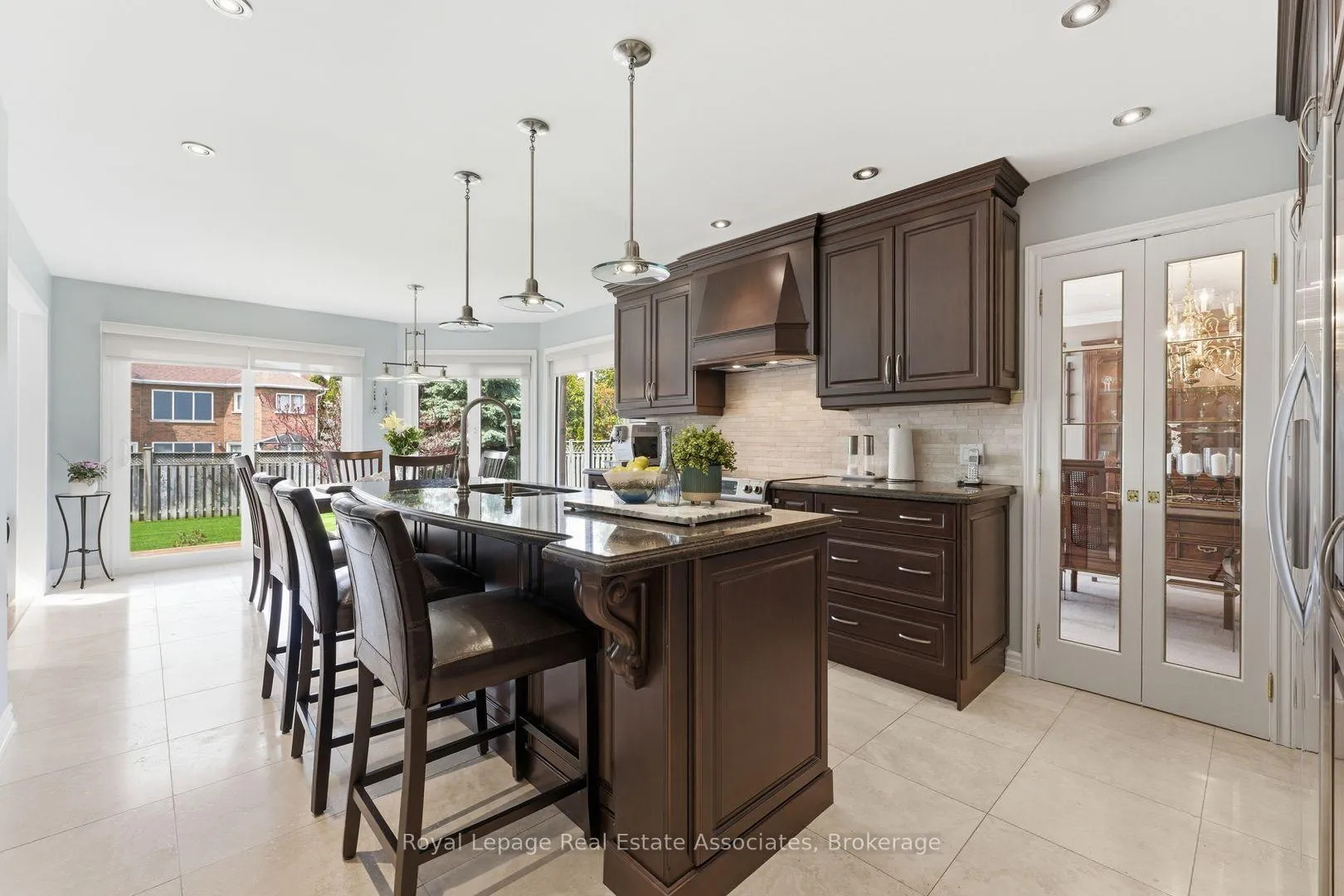 Photo 14 of 160 Fifth Avenue, Vaughan, East Woodbridge — HOMEH