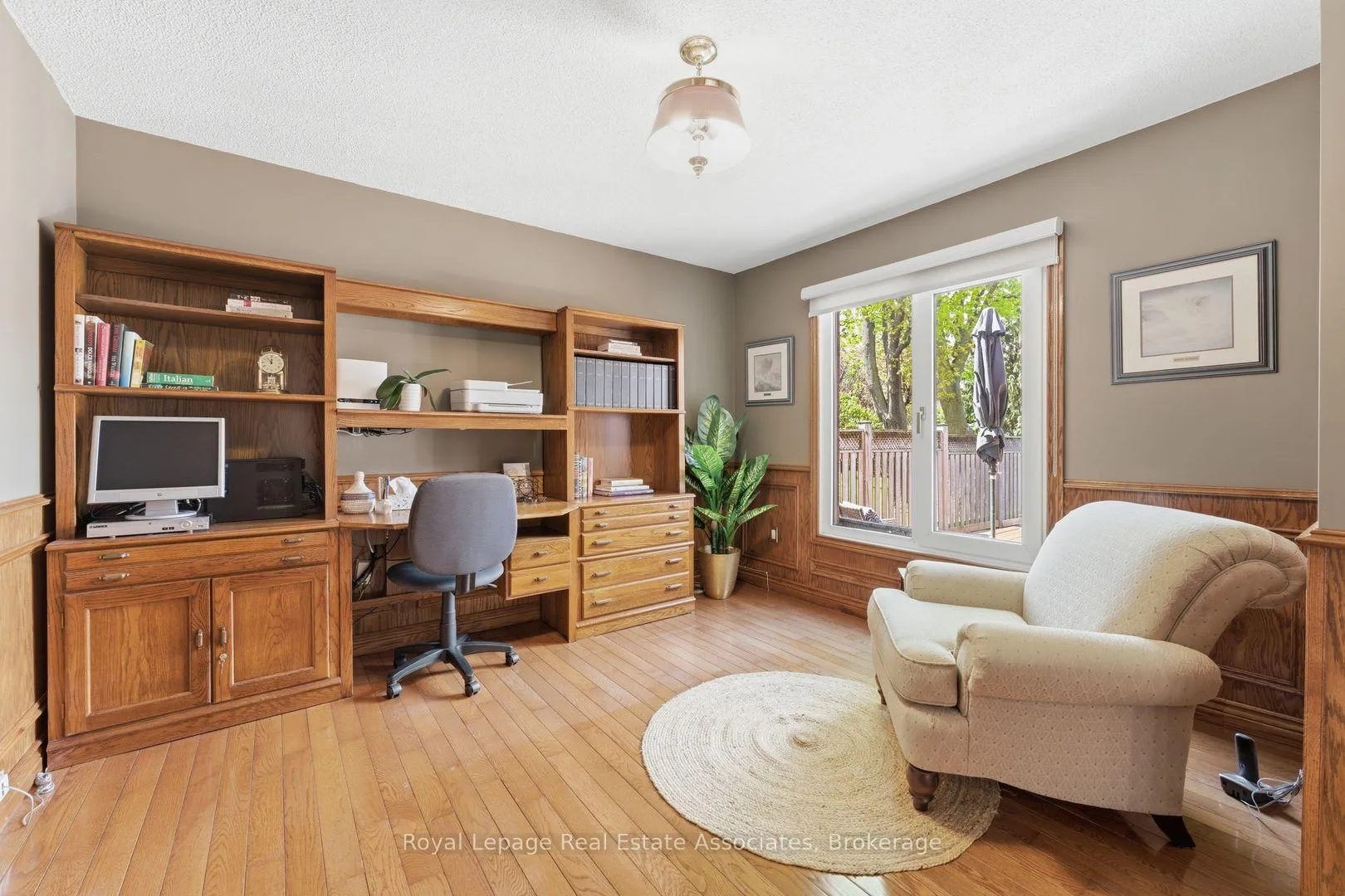 Photo 21 of 160 Fifth Avenue, Vaughan, East Woodbridge — HOMEH