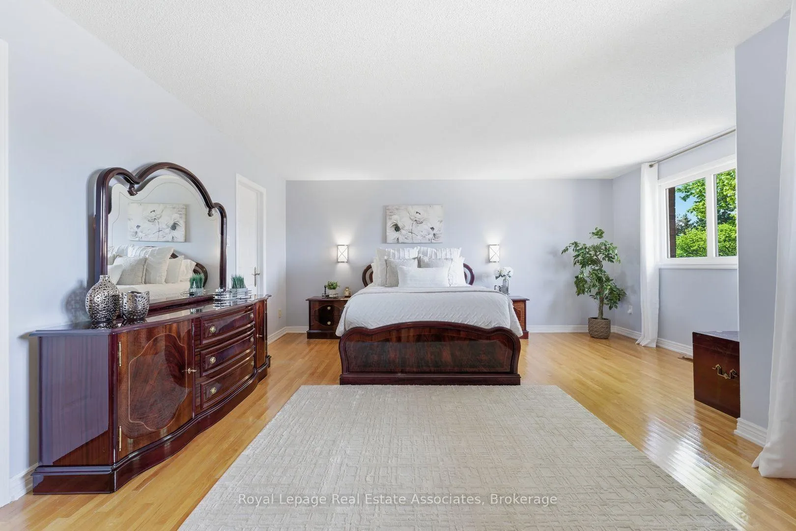 Photo 26 of 160 Fifth Avenue, Vaughan, East Woodbridge — HOMEH