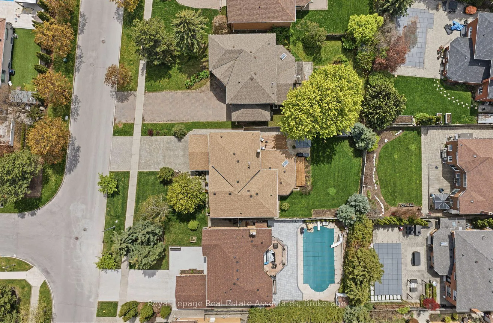 Photo 44 of 160 Fifth Avenue, Vaughan, East Woodbridge — HOMEH