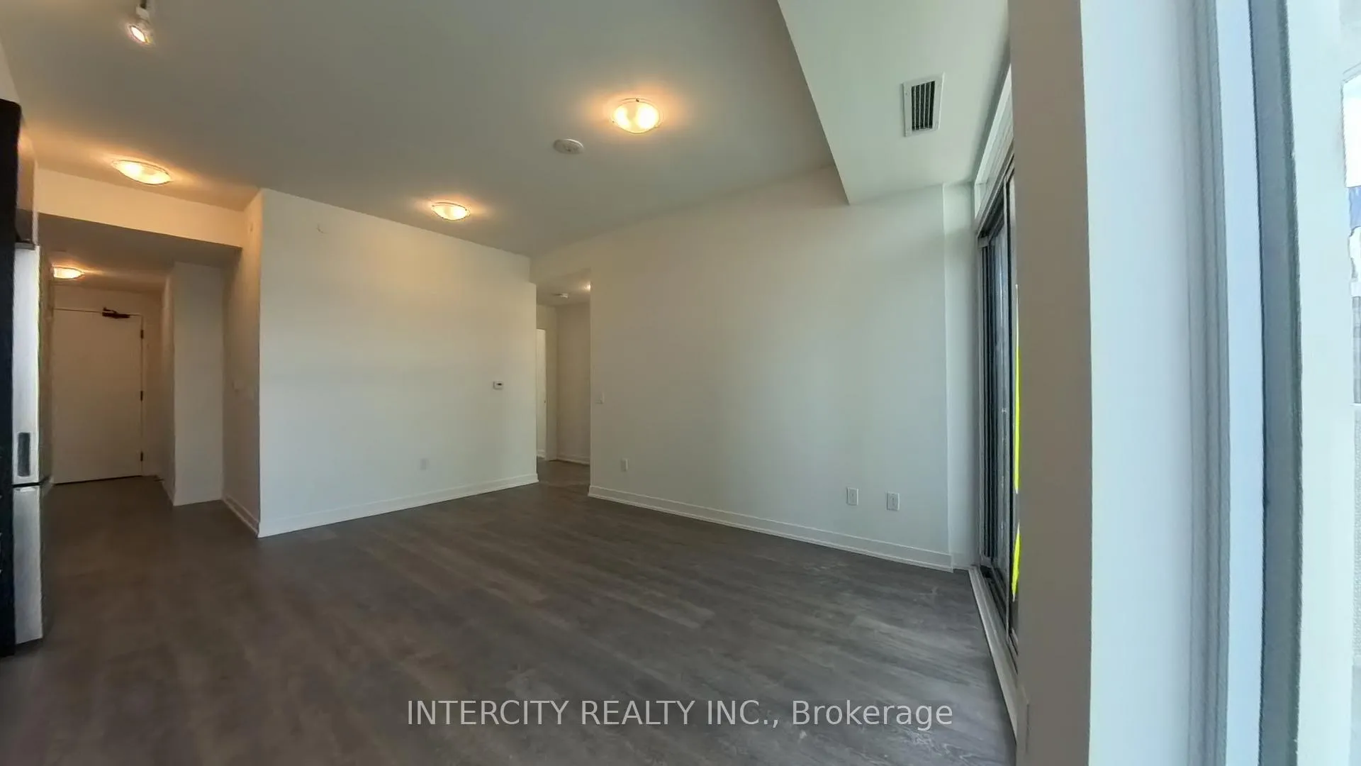 Photo 8 of Unit 1710, 474 Caldari Road, Vaughan, Concord — HOMEH