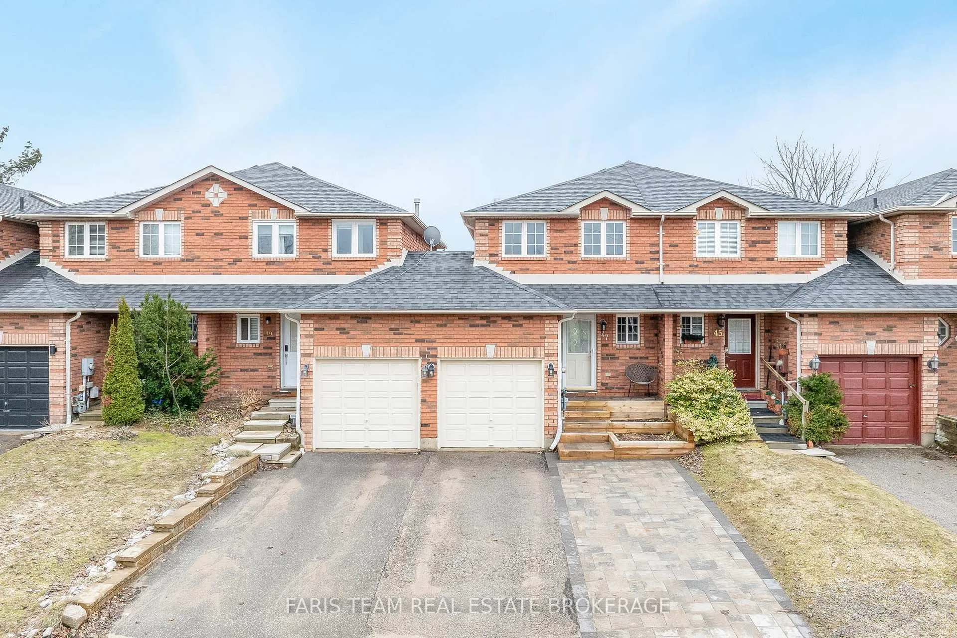 Photo 1 of 47 Bibby Court, Barrie, Holly — HOMEH
