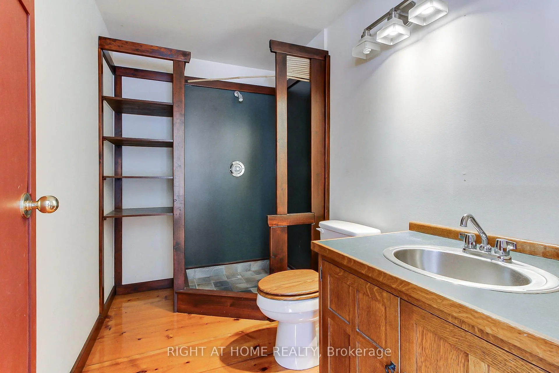 Photo 31 of 115 Valley Road, Vaughan, Kleinburg — HOMEH