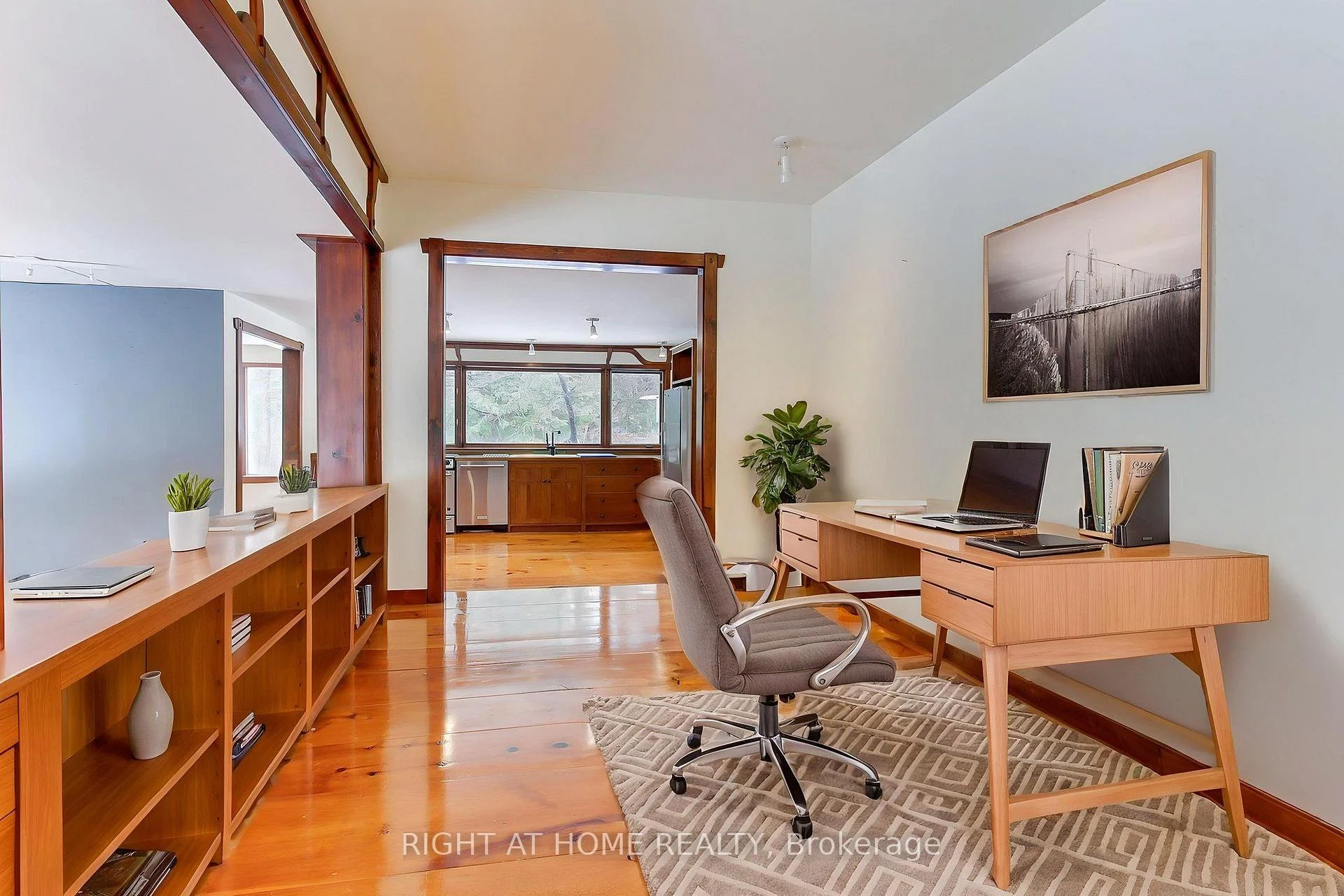 Photo 11 of 115 Valley Road, Vaughan, Kleinburg — HOMEH