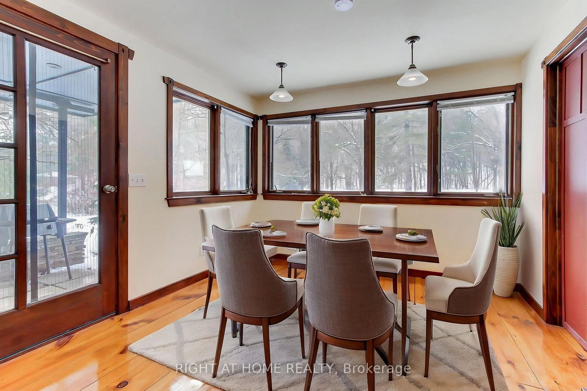 Photo 30 of 115 Valley Road, Vaughan, Kleinburg — HOMEH
