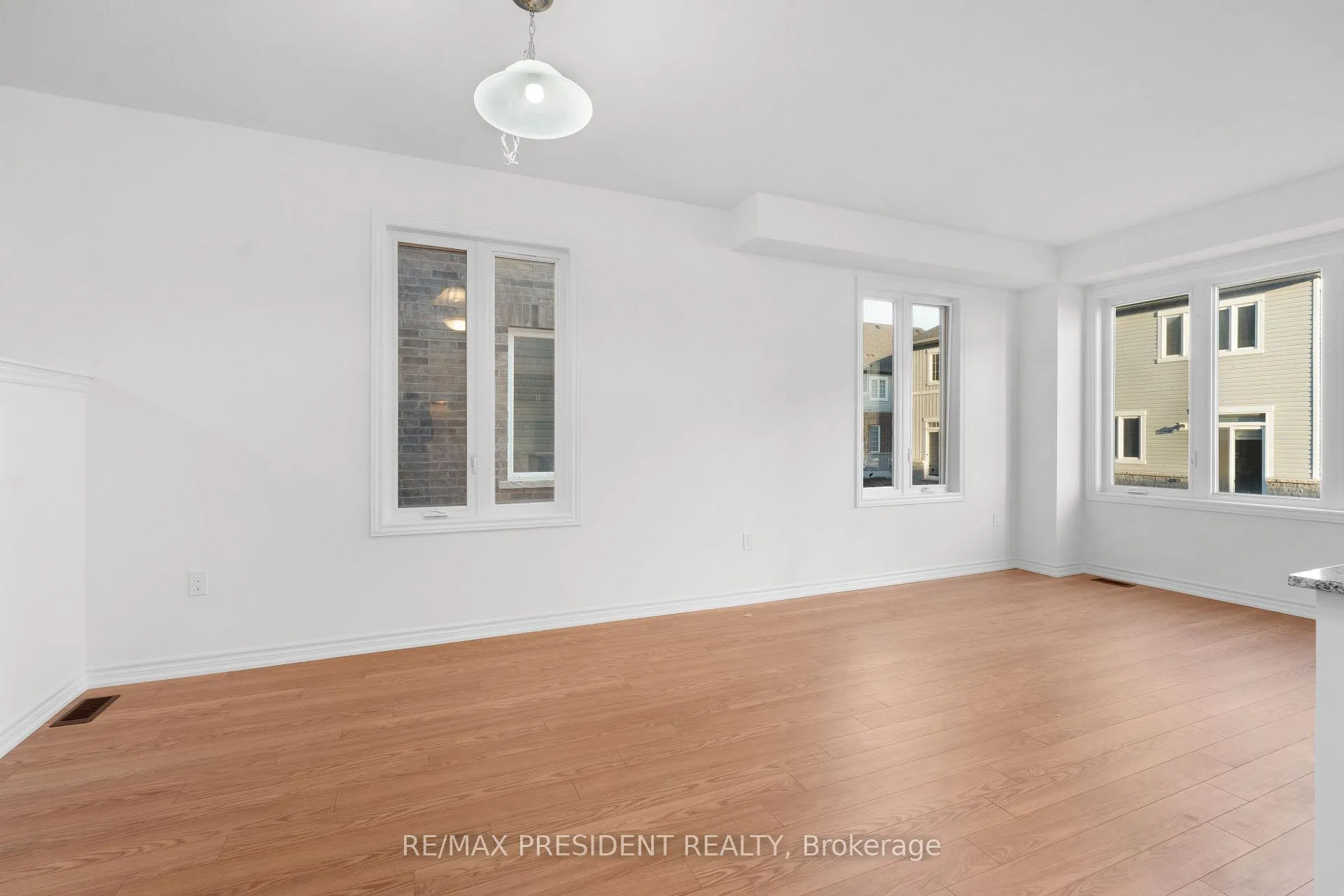 Photo 10 of 48 Brown Street, Erin — HOMEH