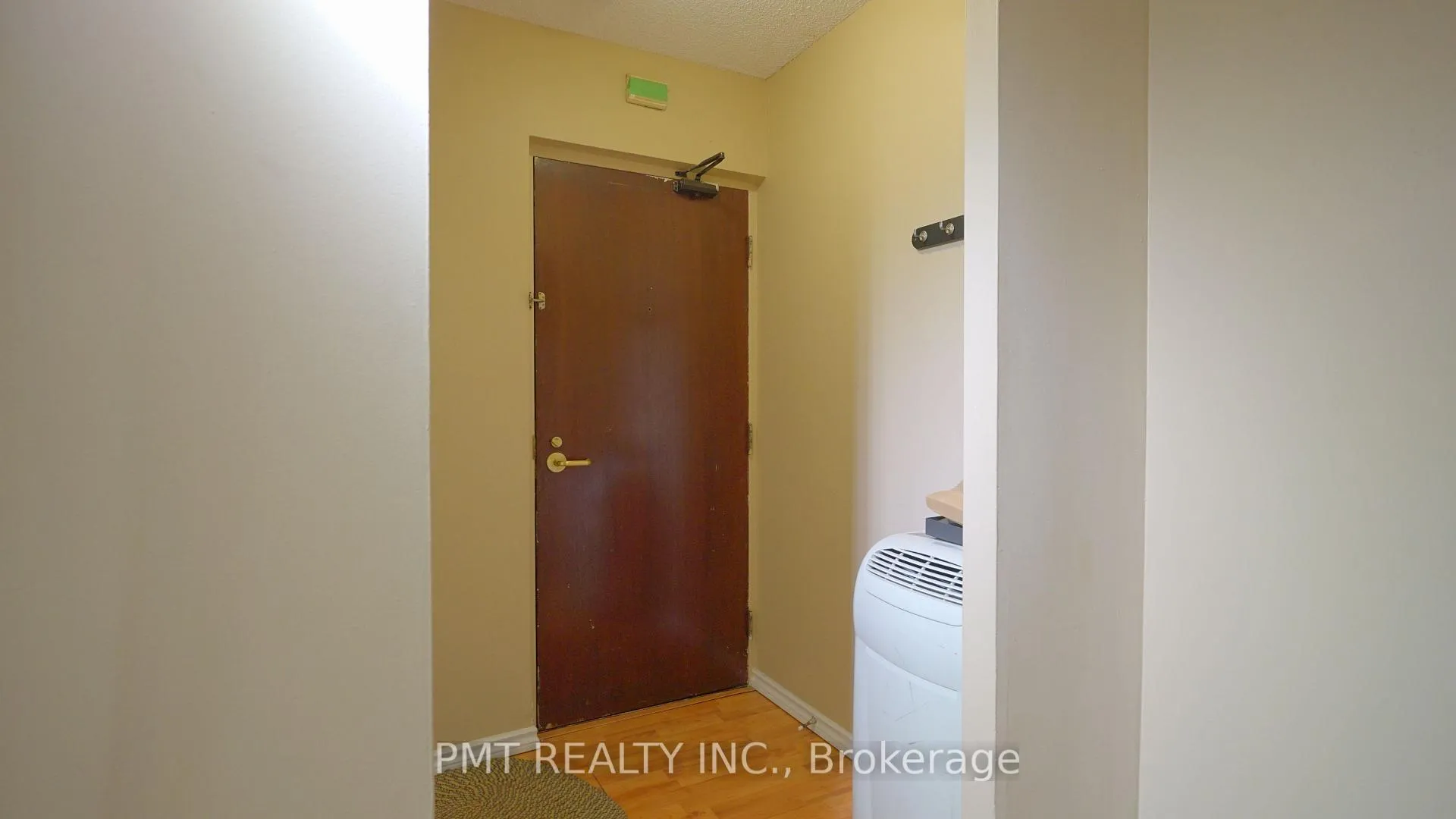 Photo 3 of Unit 106, 88 Charles Street E, Toronto, Church-Yonge Corridor — HOMEH