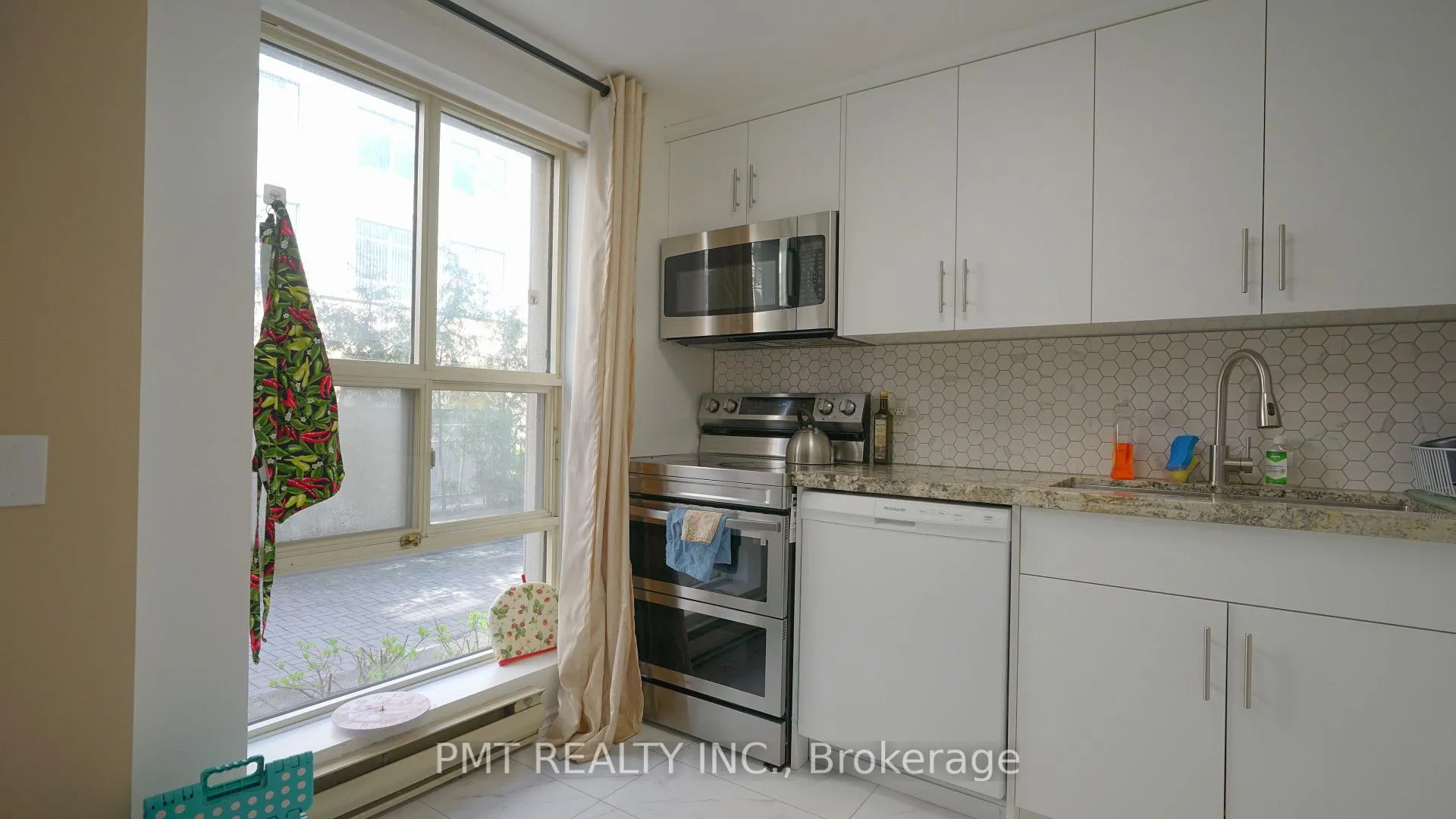 Photo 9 of Unit 106, 88 Charles Street E, Toronto, Church-Yonge Corridor — HOMEH