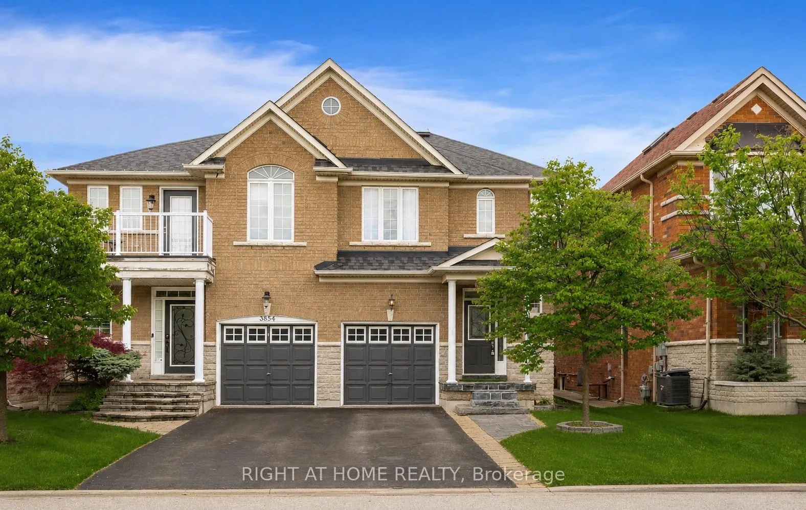 Photo of 3852 Bloomington Crescent