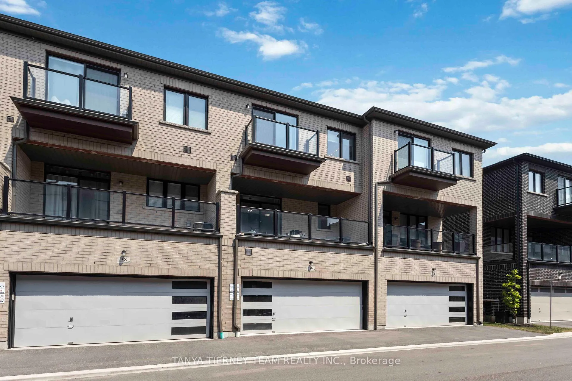 Photo 45 of 36 Dockside Way, Whitby, Port Whitby — HOMEH