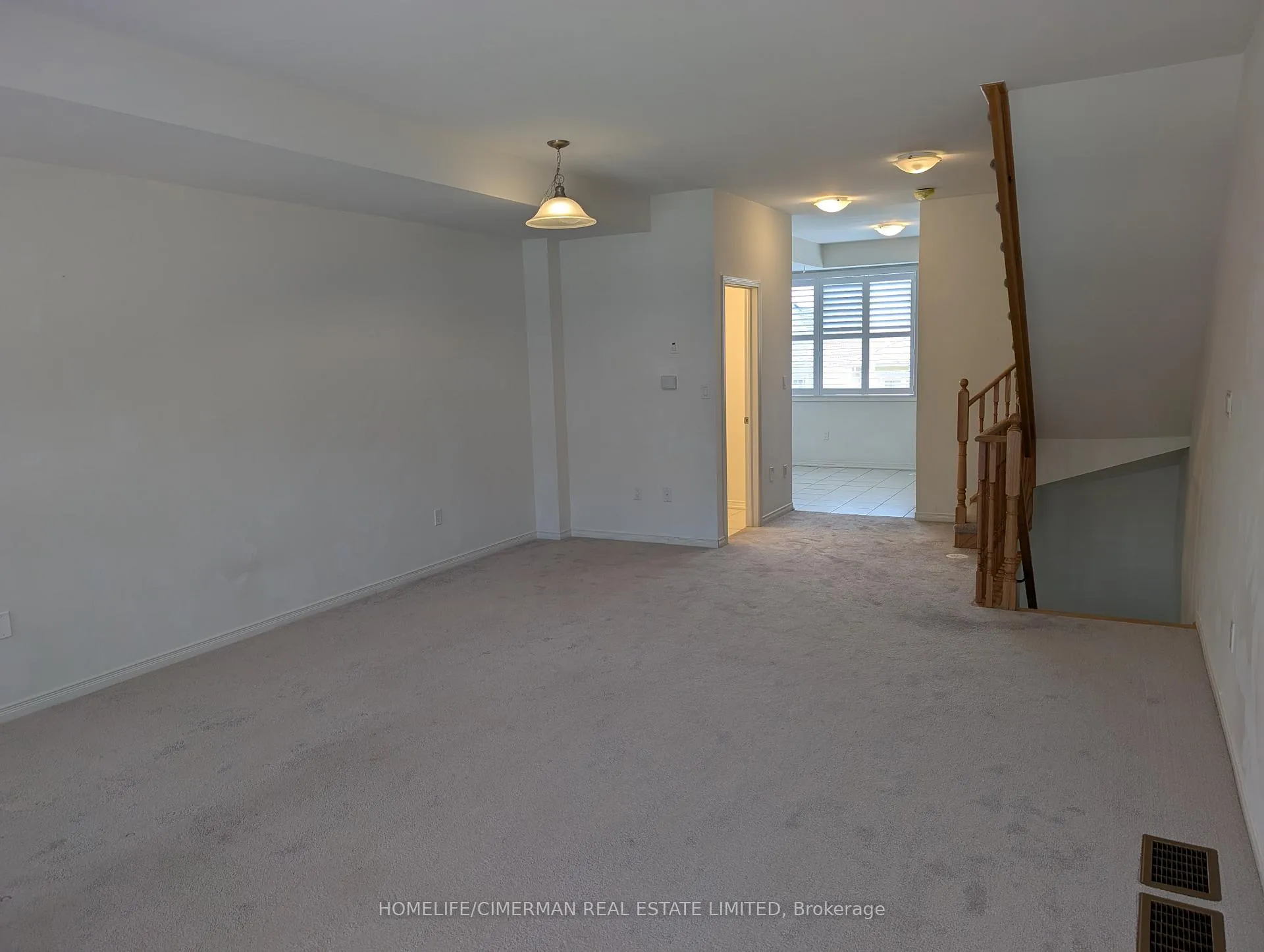 Photo 6 of 1410 Coral Springs Path, Oshawa, Taunton — HOMEH