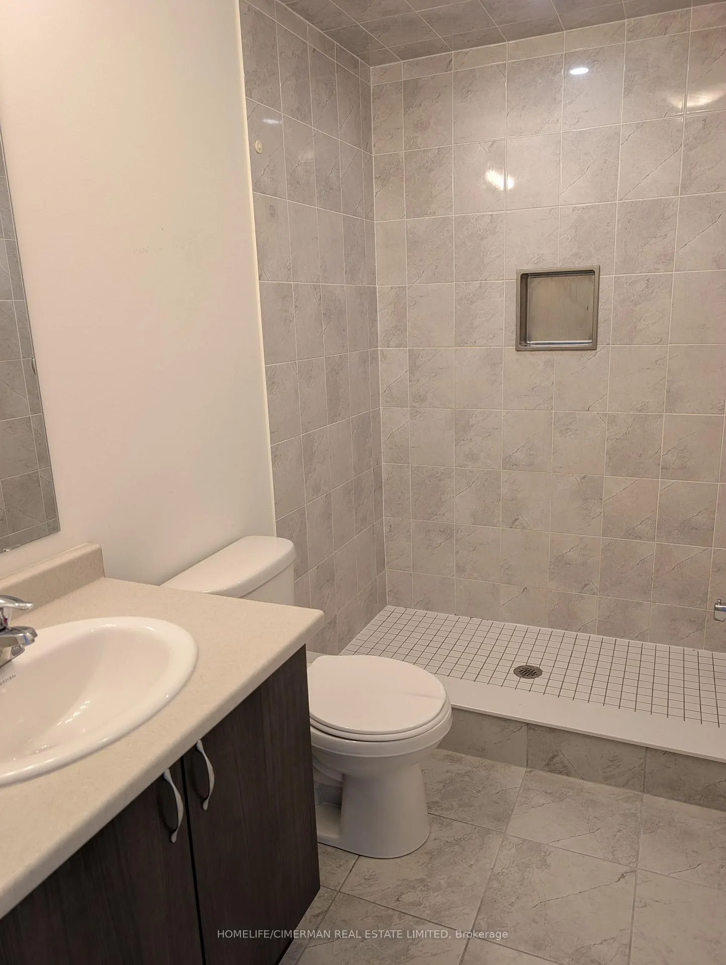 Photo 11 of 1410 Coral Springs Path, Oshawa, Taunton — HOMEH
