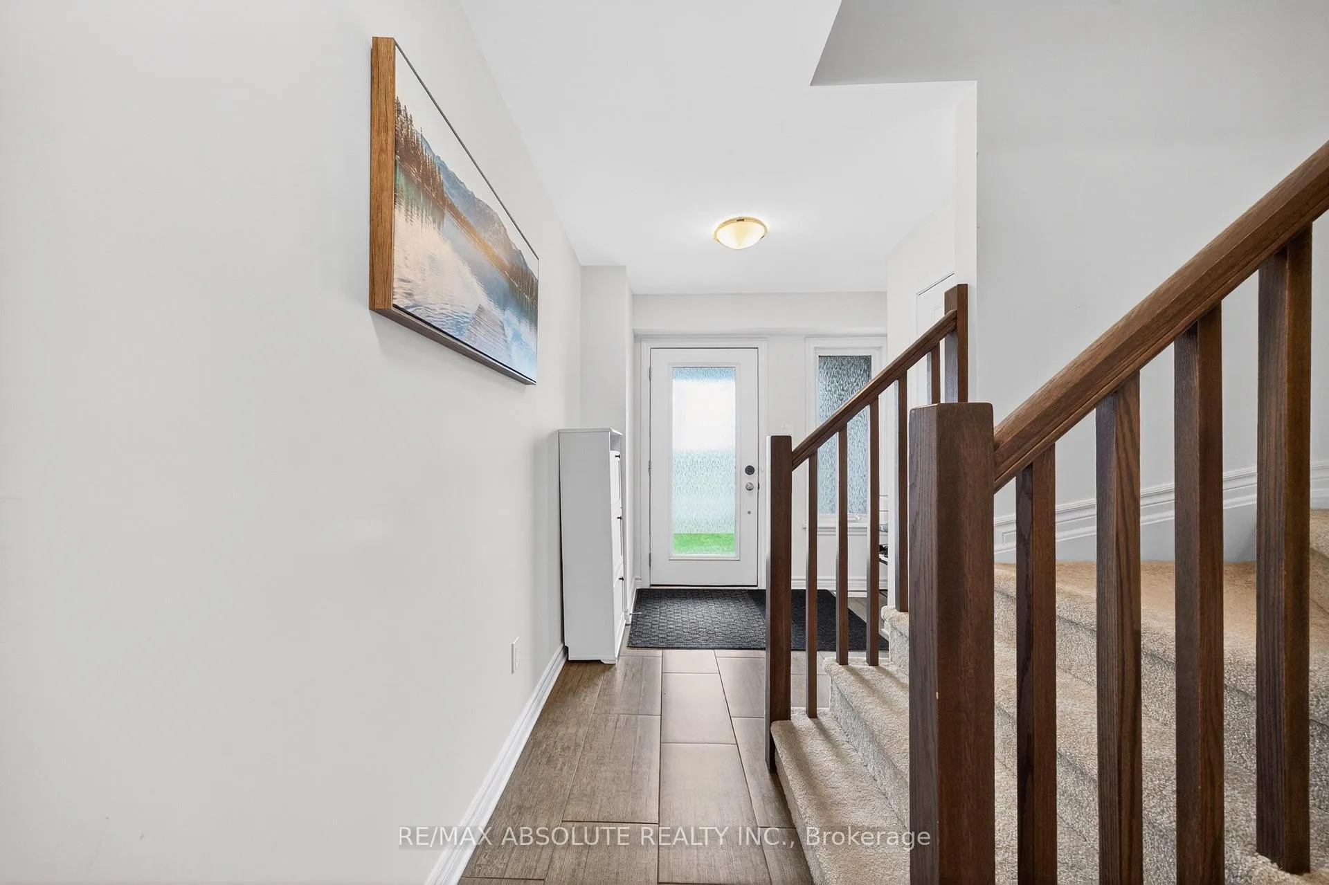 Photo 4 of 32 Verglas Lane, Ottawa, Mer Bleue/Bradley Estates/Anderson Park — HOMEH