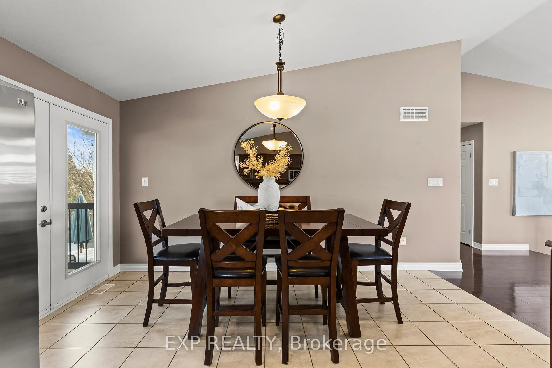 Photo 13 of 6296 Parkside Road, Niagara Falls, Forestview — HOMEH
