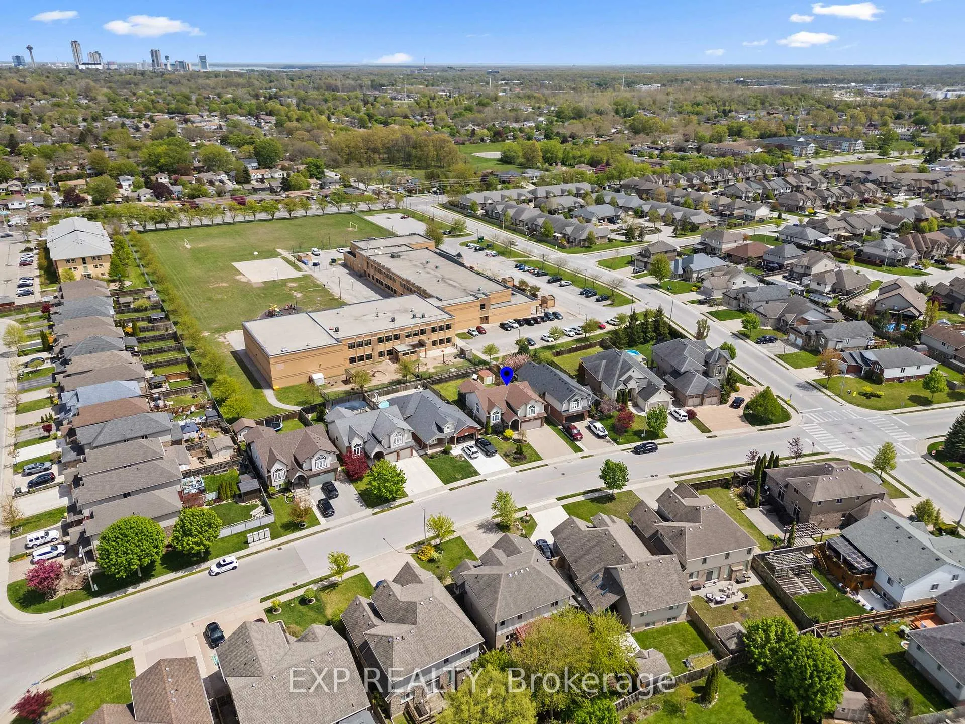 Photo 41 of 6296 Parkside Road, Niagara Falls, Forestview — HOMEH