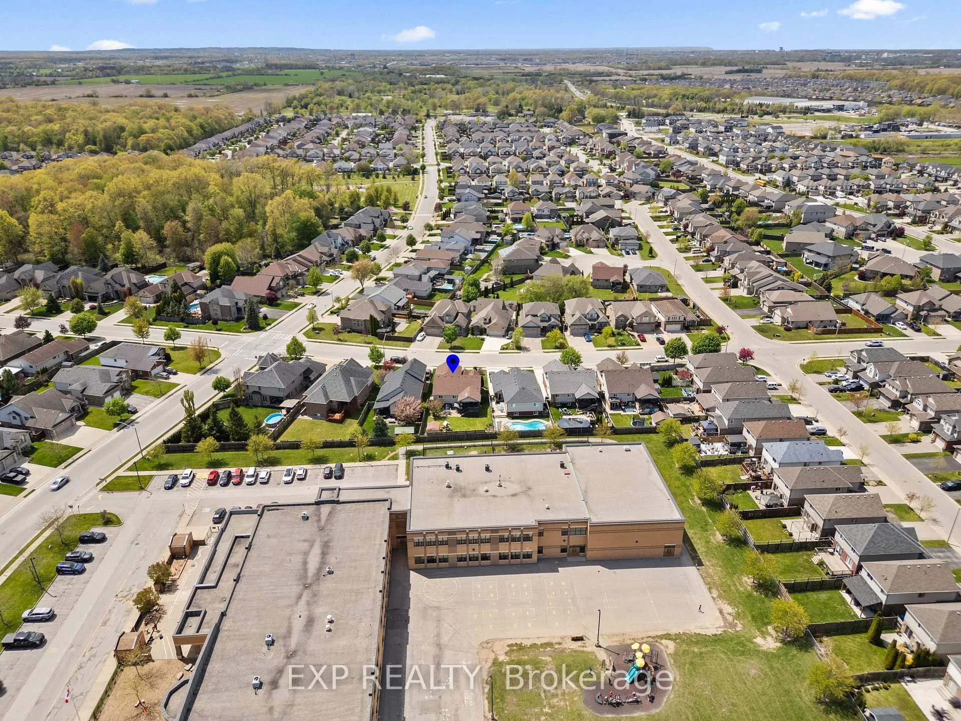 Photo 43 of 6296 Parkside Road, Niagara Falls, Forestview — HOMEH
