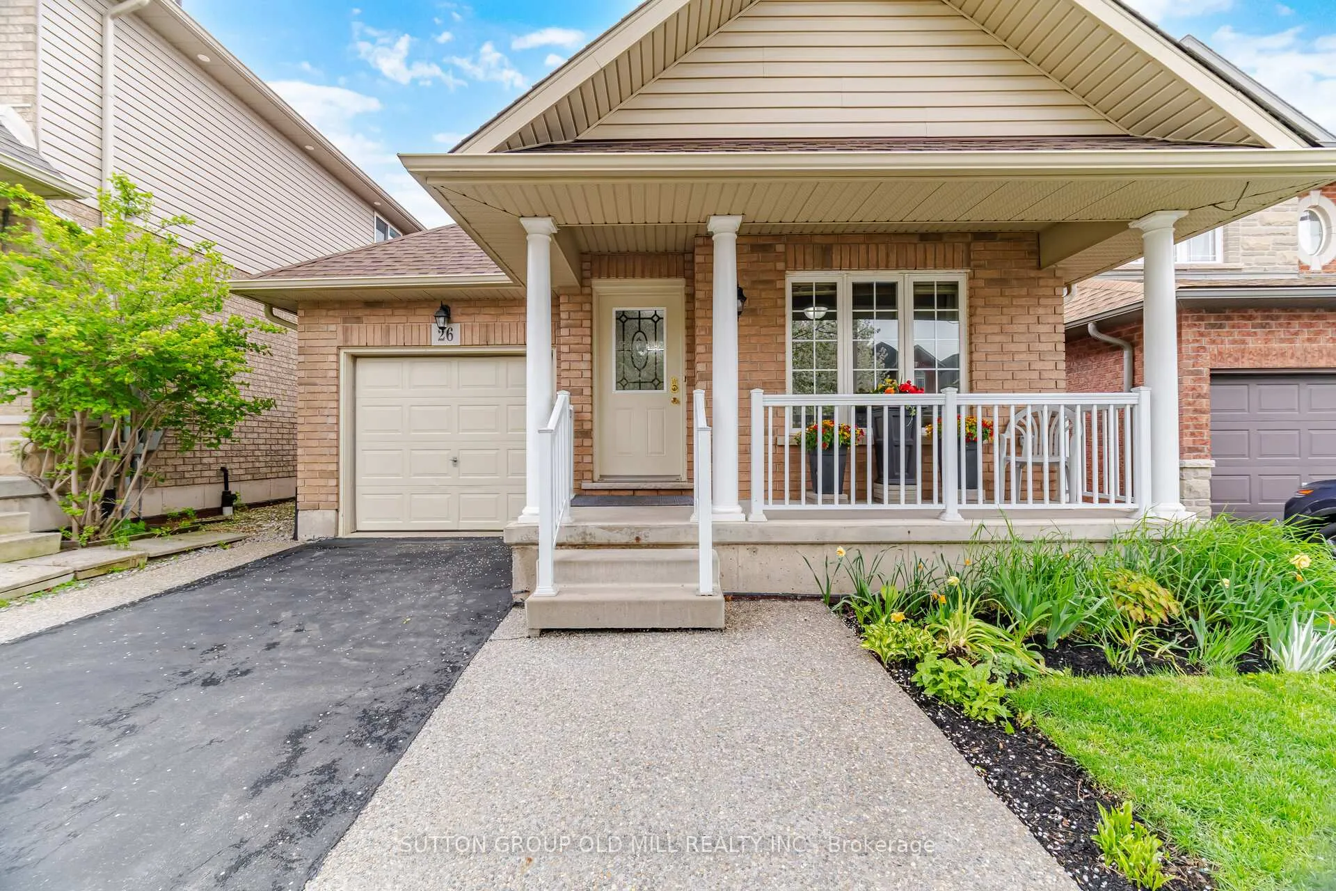 Photo 3 of 26 Edna Avenue, Hamilton, Rural Glanbrook — HOMEH