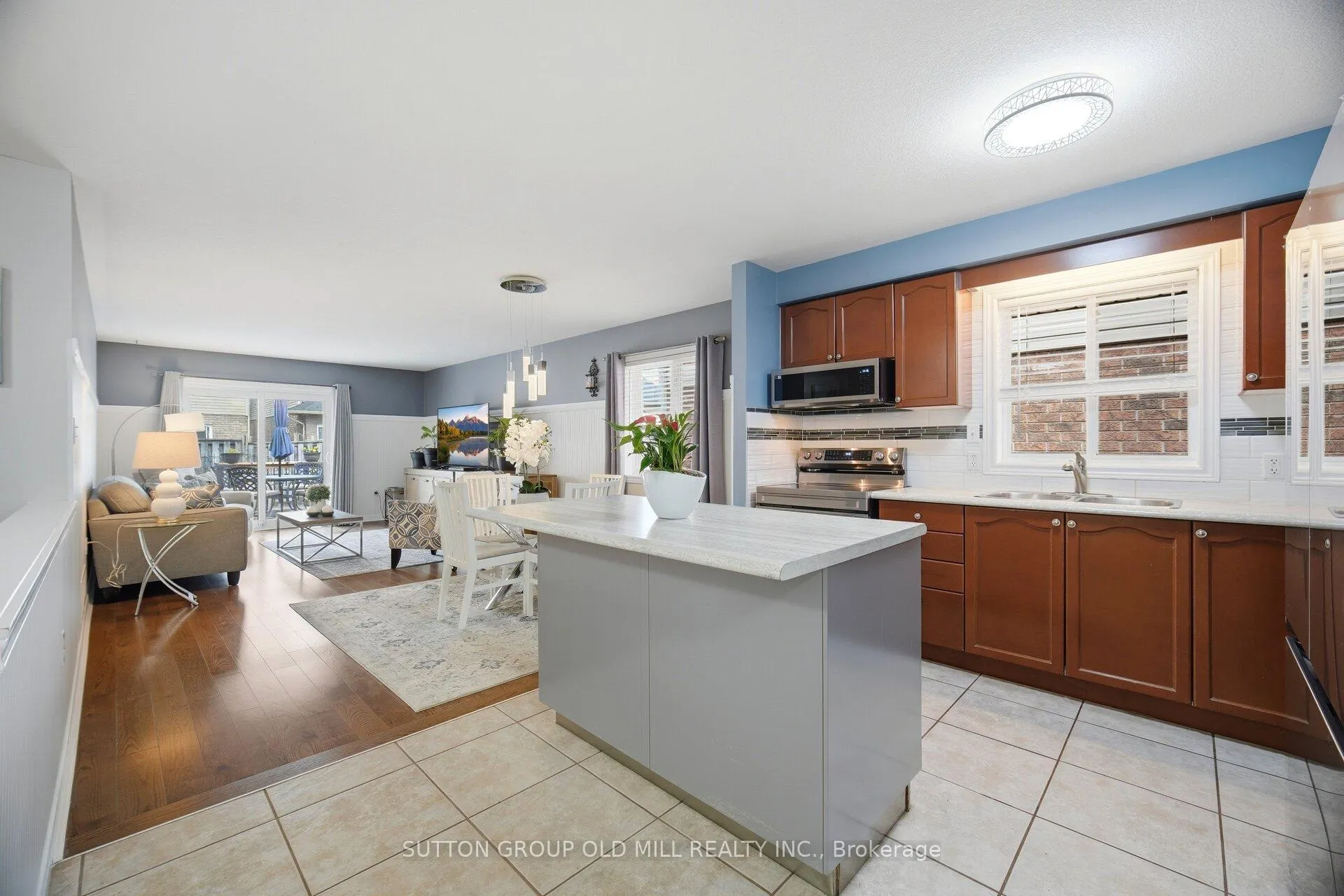 Photo 7 of 26 Edna Avenue, Hamilton, Rural Glanbrook — HOMEH