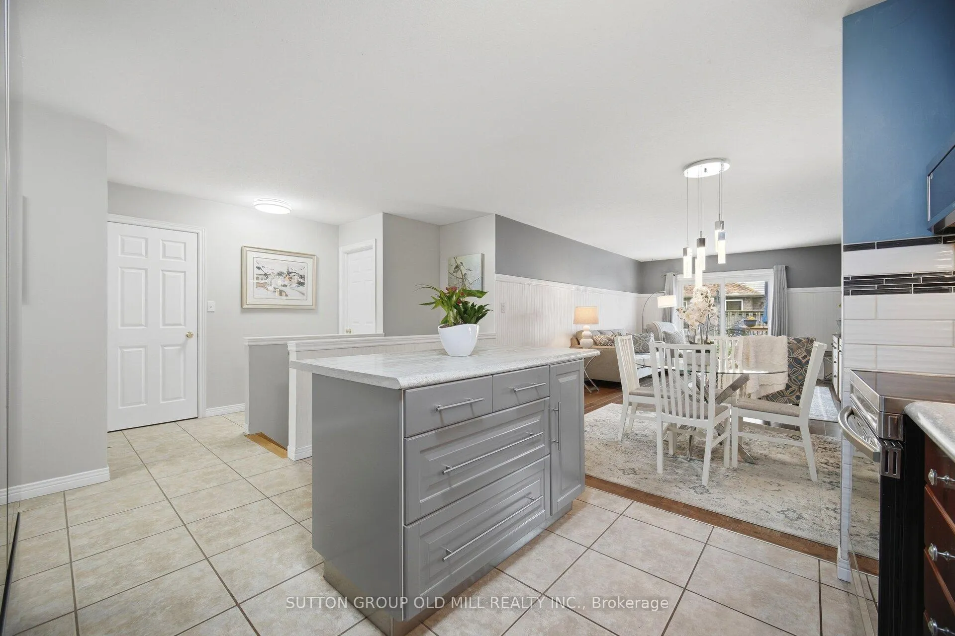 Photo 12 of 26 Edna Avenue, Hamilton, Rural Glanbrook — HOMEH