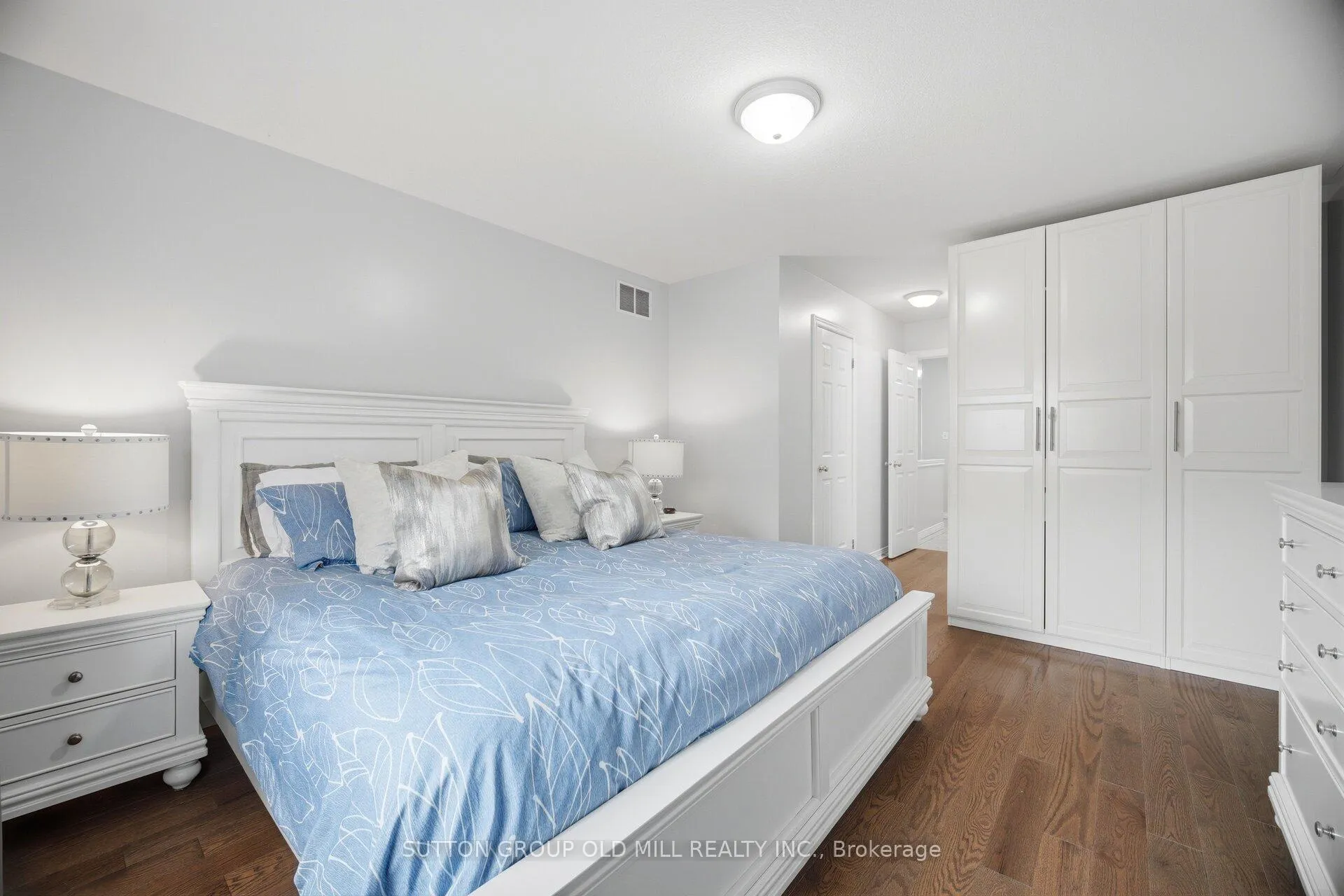 Photo 24 of 26 Edna Avenue, Hamilton, Rural Glanbrook — HOMEH