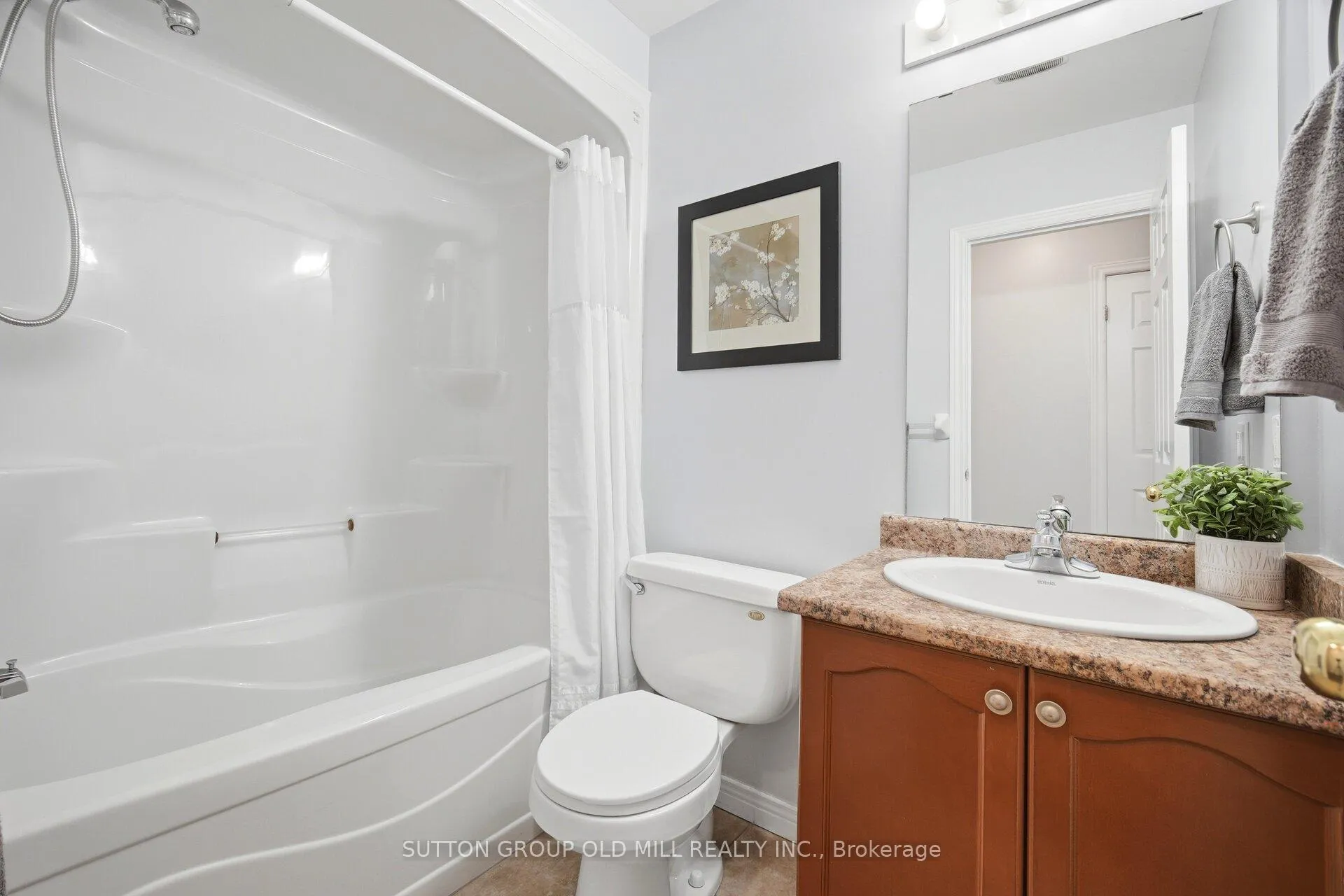 Photo 26 of 26 Edna Avenue, Hamilton, Rural Glanbrook — HOMEH