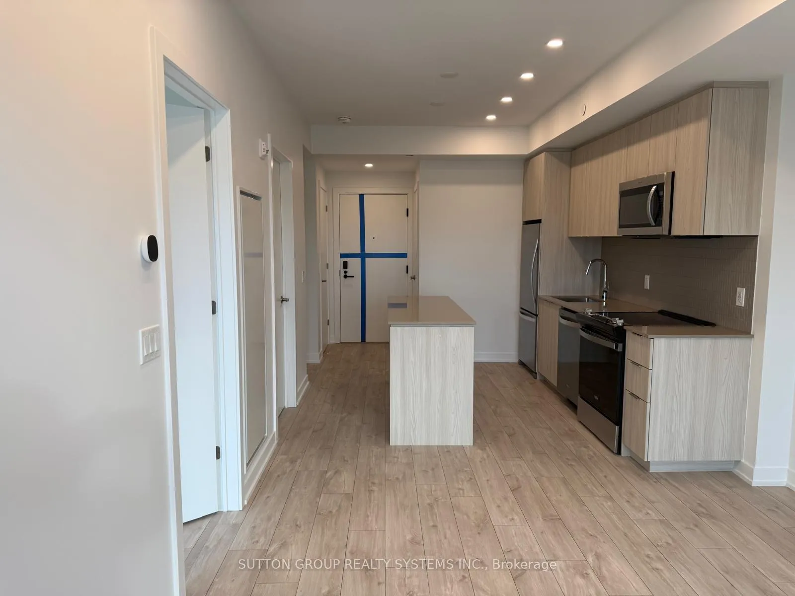 Photo 8 of 740 Whitlock Avenue, Milton, Cobban — HOMEH