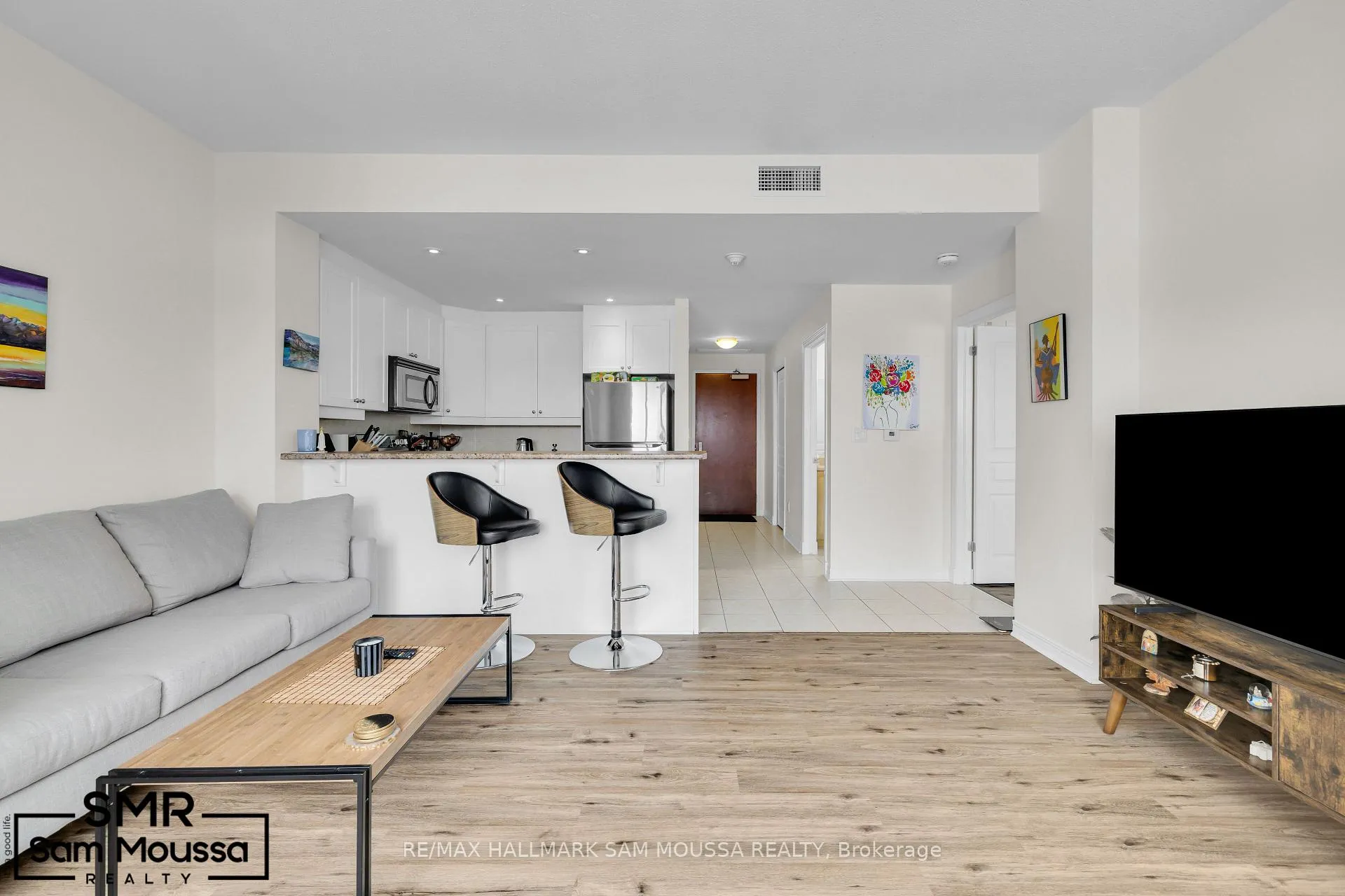 Photo 15 of Unit 112, 955 Beauparc Private, Ottawa, Cyrville — HOMEH