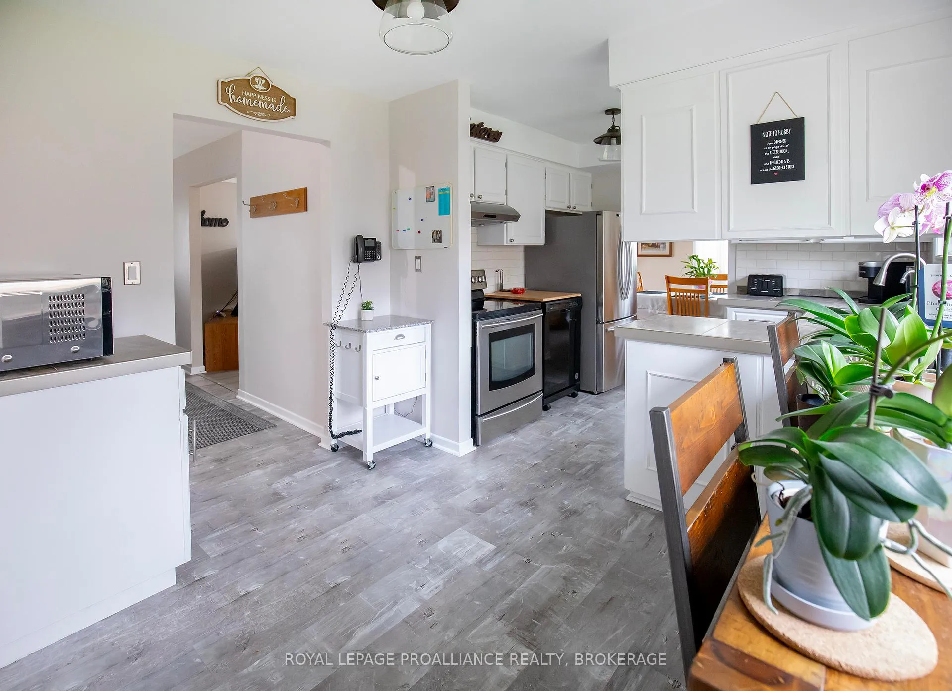 Photo 10 of 835 Nordic Avenue, Kingston, City Southwest — HOMEH