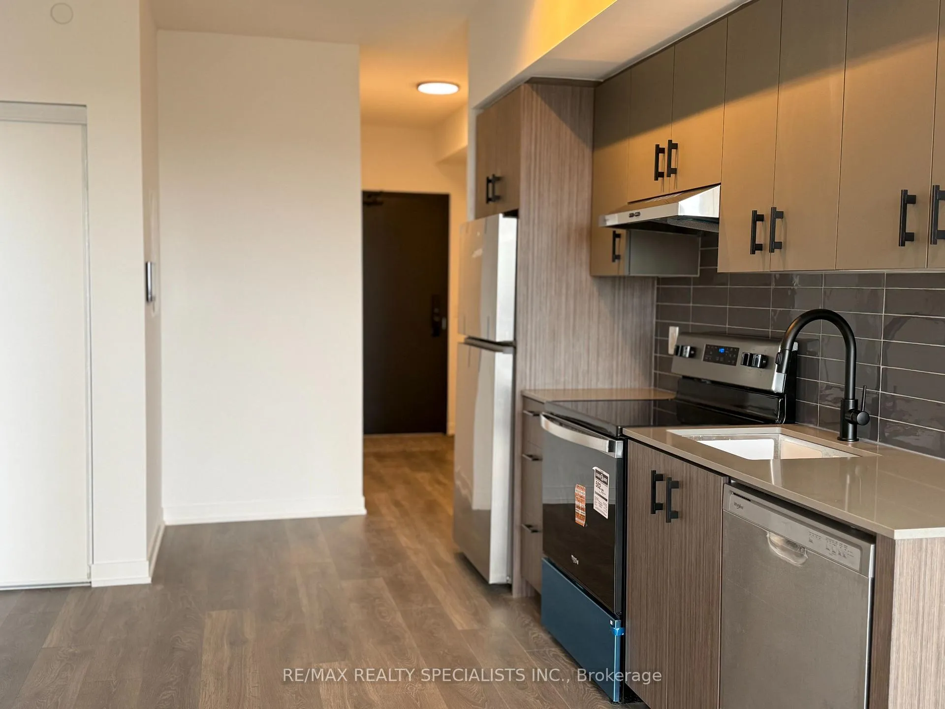 Photo 5 of Unit C1110, 4878 Powers Common, Burlington, Alton — HOMEH