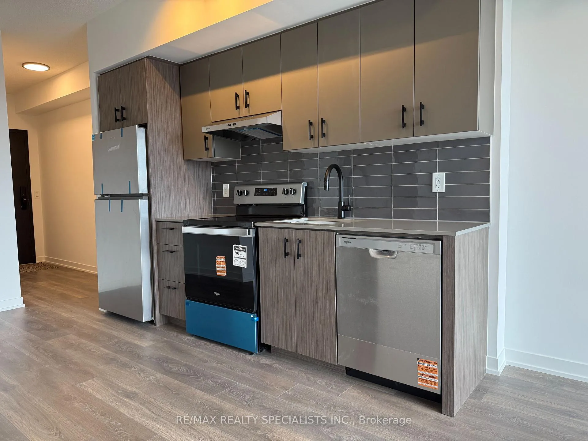 Photo 6 of Unit C1110, 4878 Powers Common, Burlington, Alton — HOMEH