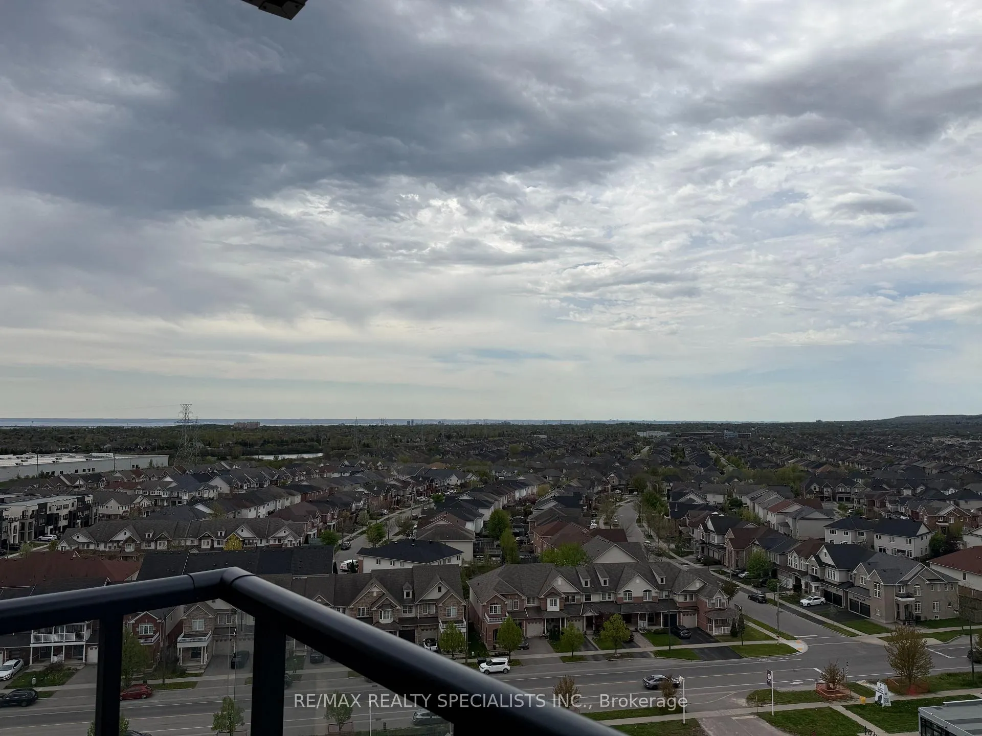 Photo 18 of Unit C1110, 4878 Powers Common, Burlington, Alton — HOMEH