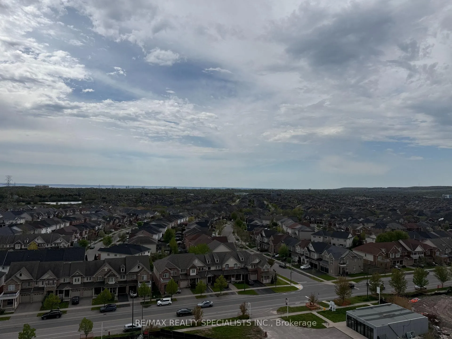 Photo 19 of Unit C1110, 4878 Powers Common, Burlington, Alton — HOMEH