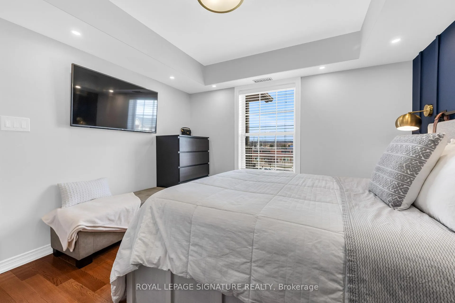 Photo 14 of Unit 410, 4005 Kilmer Drive, Burlington, Tansley — HOMEH