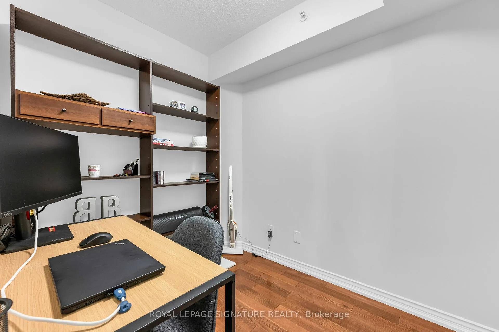 Photo 19 of Unit 410, 4005 Kilmer Drive, Burlington, Tansley — HOMEH
