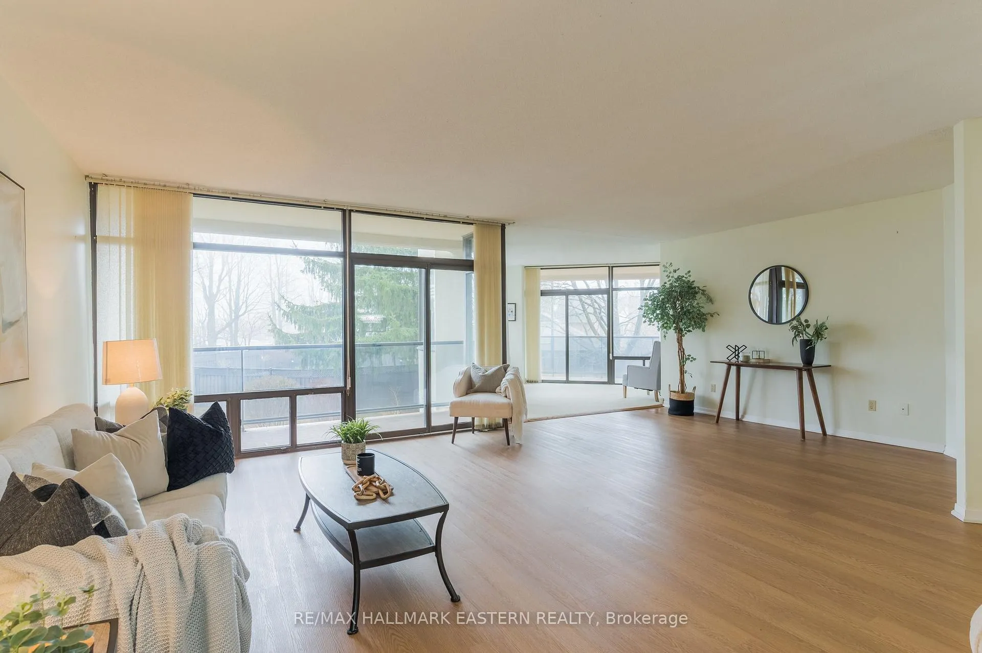Photo 14 of Unit 204, 1818 Cherryhill Road, Peterborough, Monaghan Ward 2 — HOMEH