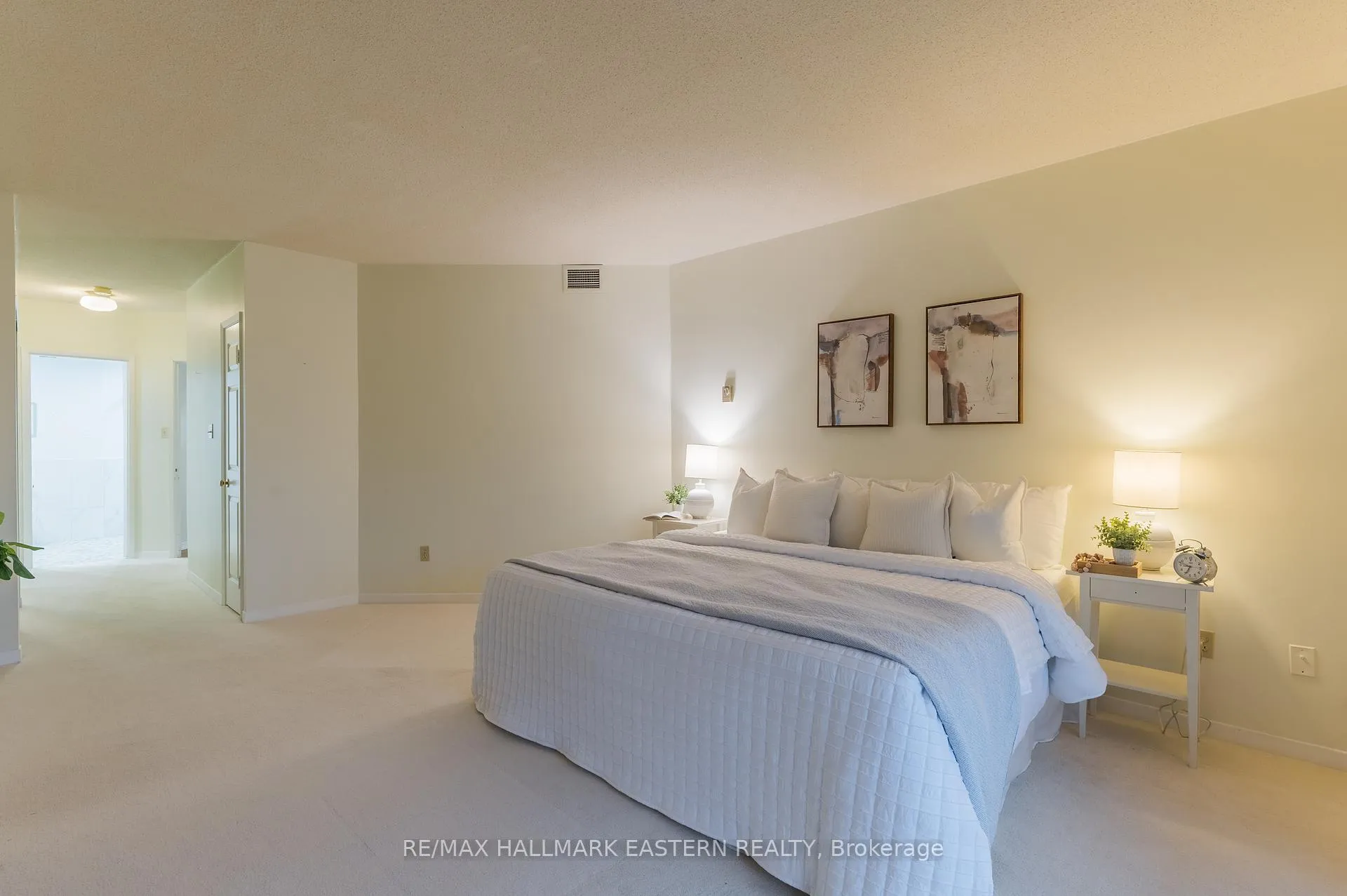 Photo 27 of Unit 204, 1818 Cherryhill Road, Peterborough, Monaghan Ward 2 — HOMEH