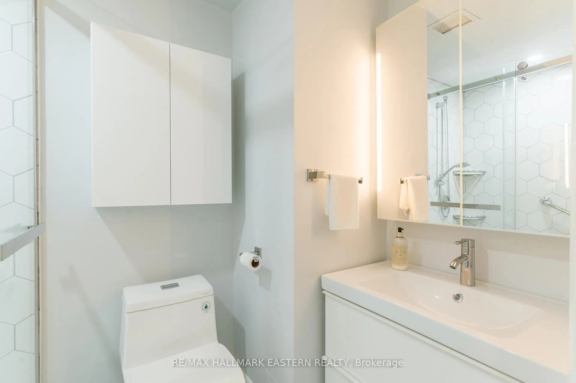 Photo 30 of Unit 204, 1818 Cherryhill Road, Peterborough, Monaghan Ward 2 — HOMEH