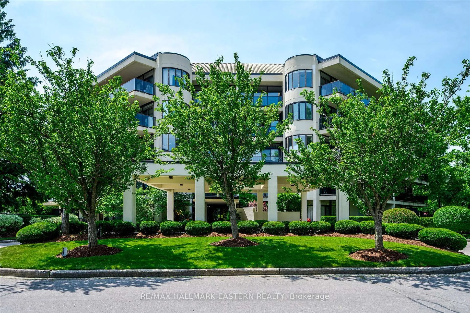 Photo 47 of Unit 204, 1818 Cherryhill Road, Peterborough, Monaghan Ward 2 — HOMEH