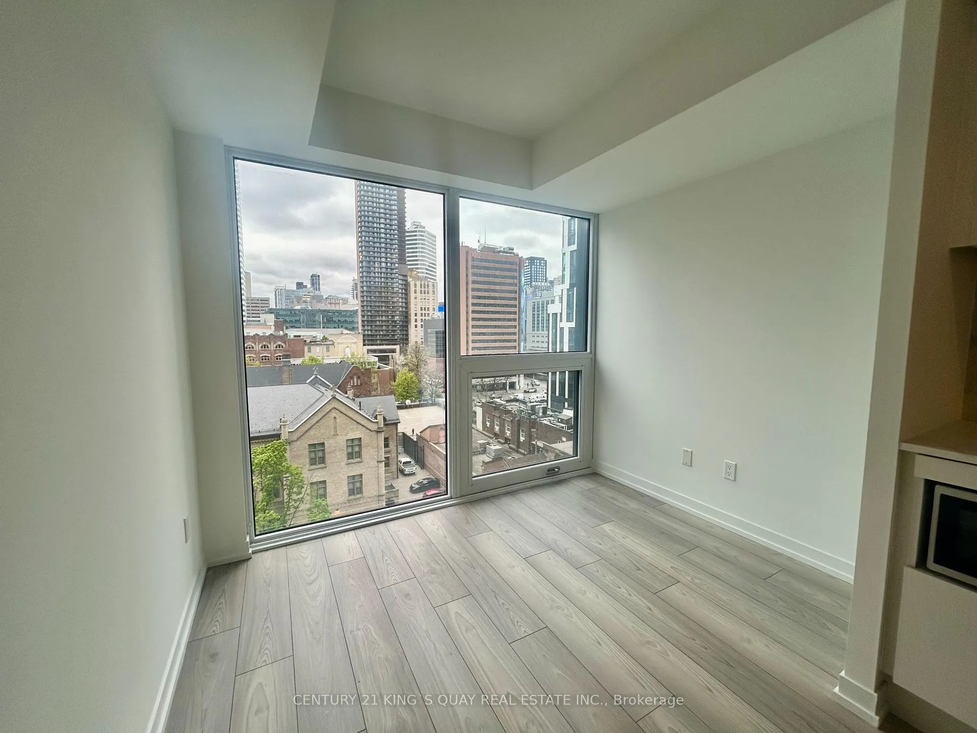 Photo 8 of Unit 808, 82 Dalhousie Street, Toronto, Church-Yonge Corridor — HOMEH