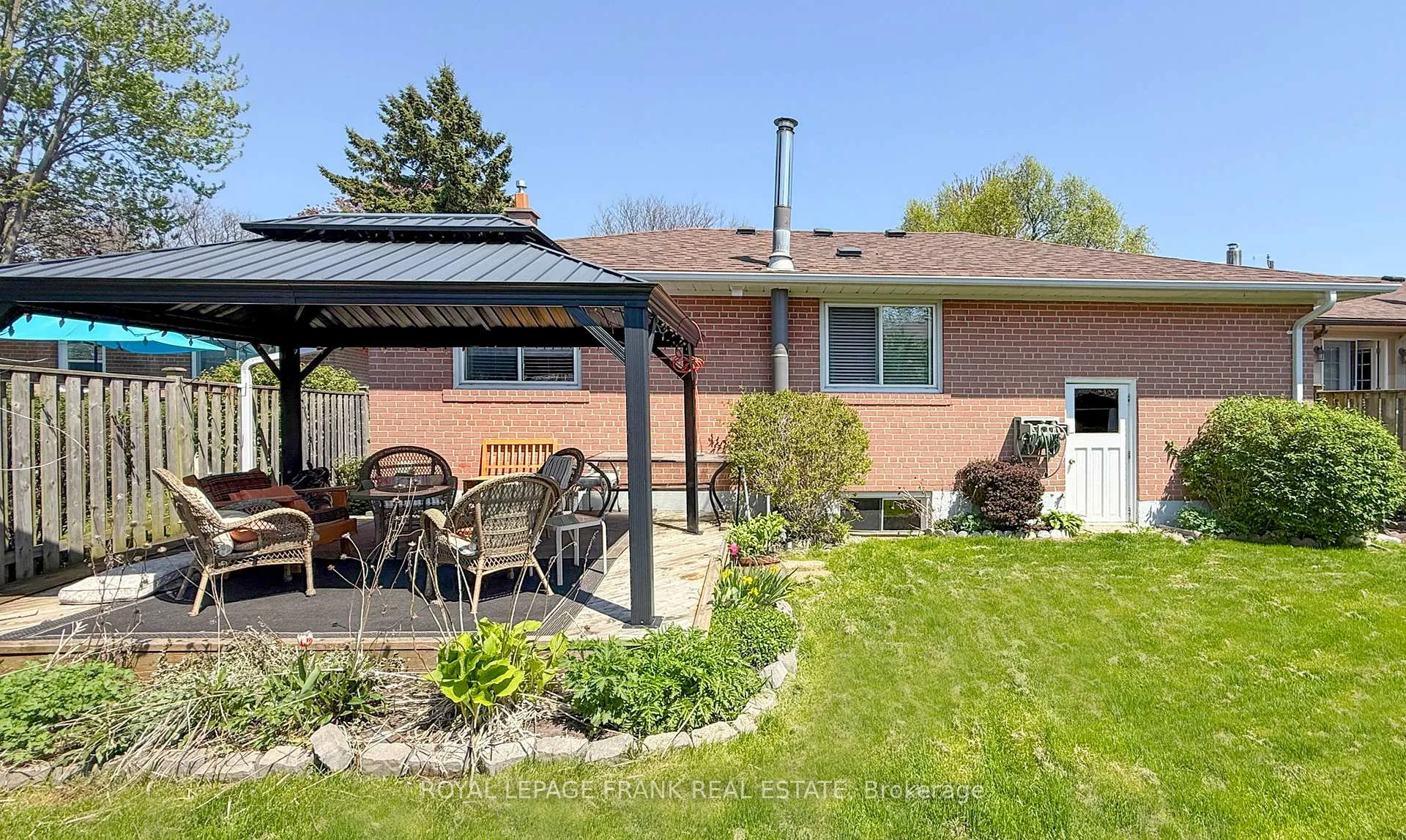 Photo 22 of 336 Viewmount Street, Oshawa, Donevan — HOMEH