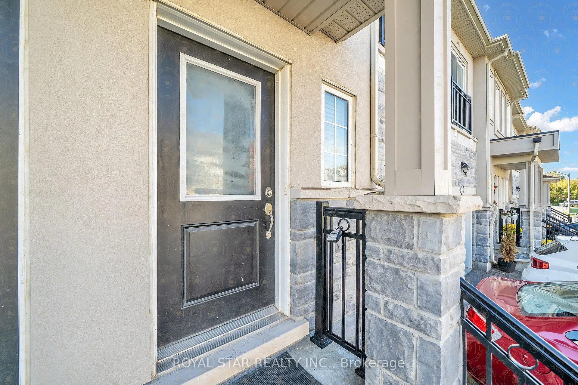 Photo 2 of 30 Prospect Way, Whitby, Pringle Creek — HOMEH