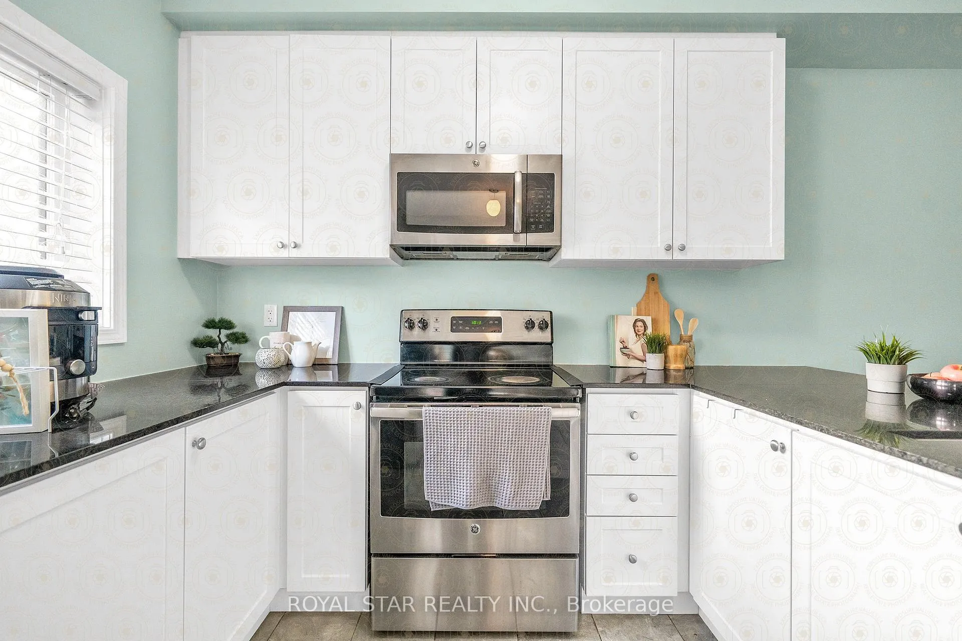Photo 11 of 30 Prospect Way, Whitby, Pringle Creek — HOMEH