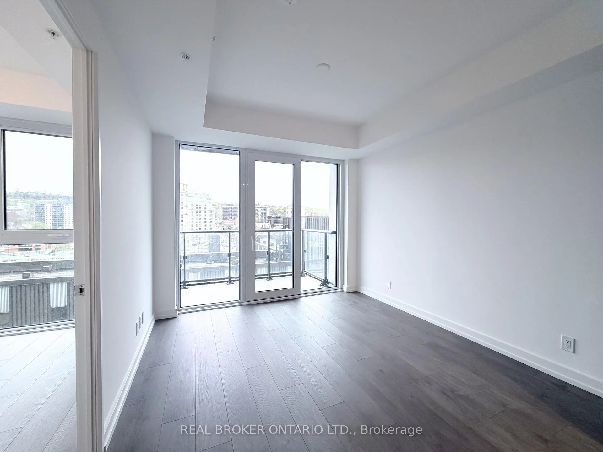 Photo 13 of Unit 824, 75 James Street S, Hamilton, Corktown — HOMEH