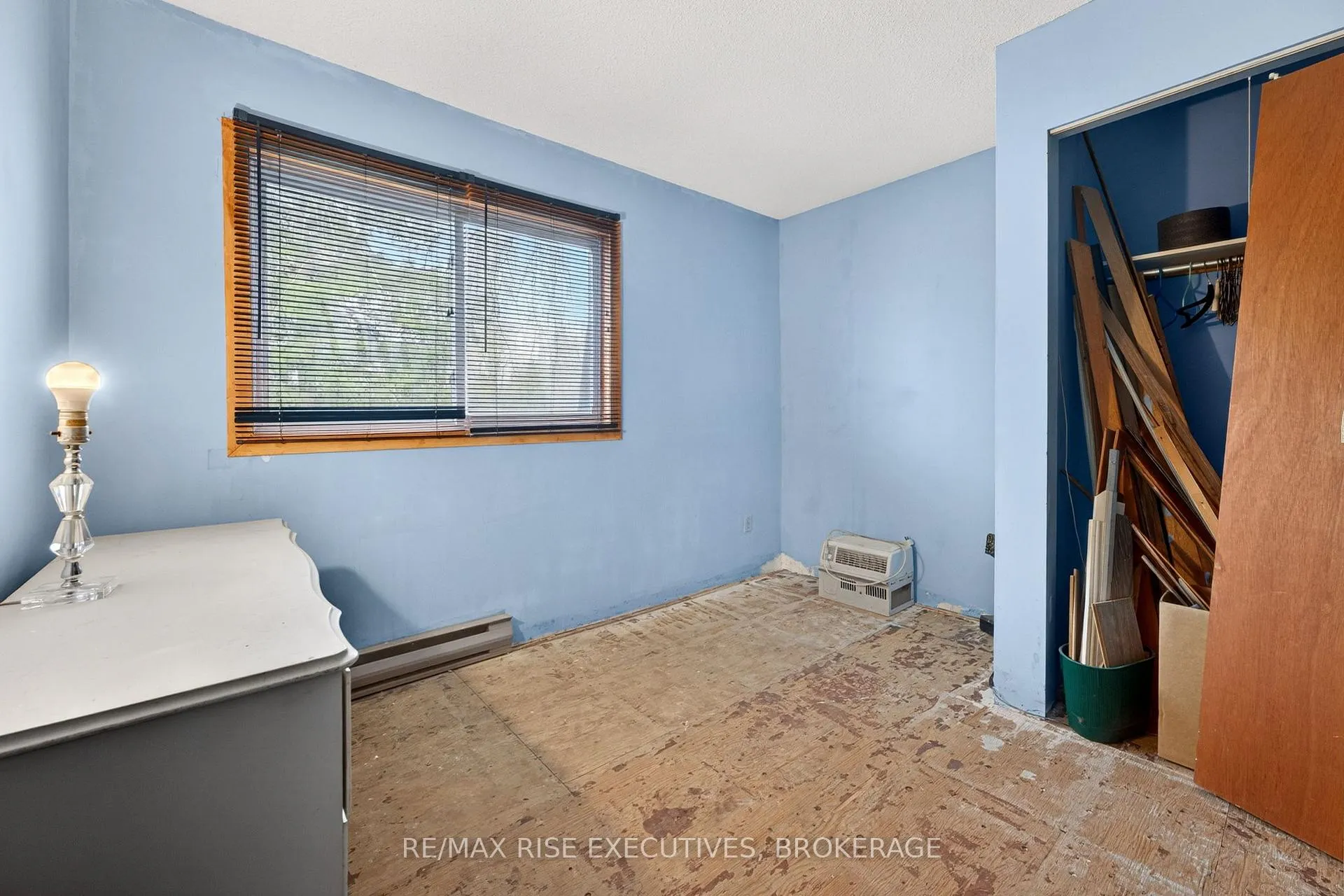 Photo 22 of 2260 Sydenham Road, Kingston, City North of 401 — HOMEH