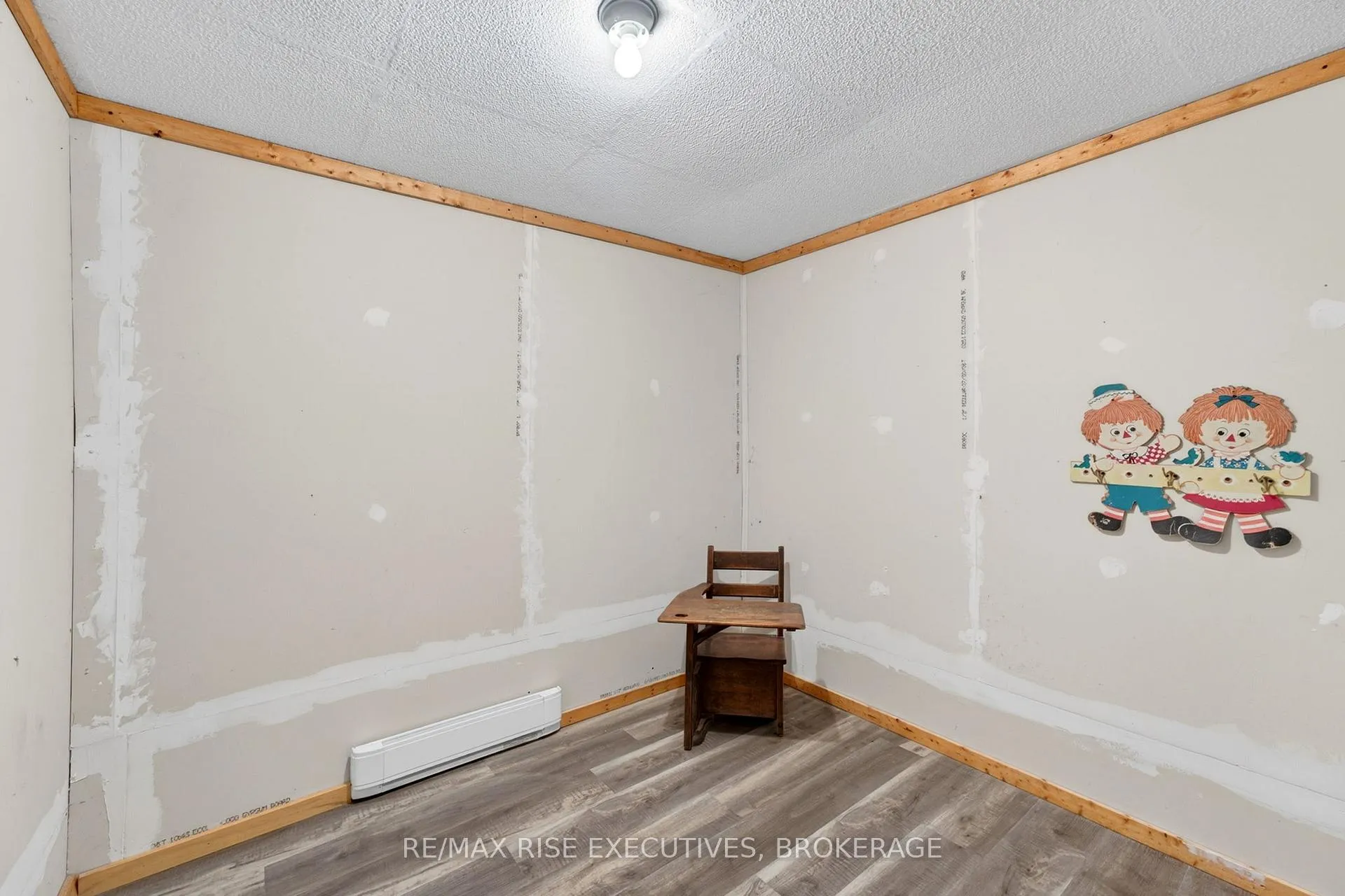 Photo 30 of 2260 Sydenham Road, Kingston, City North of 401 — HOMEH