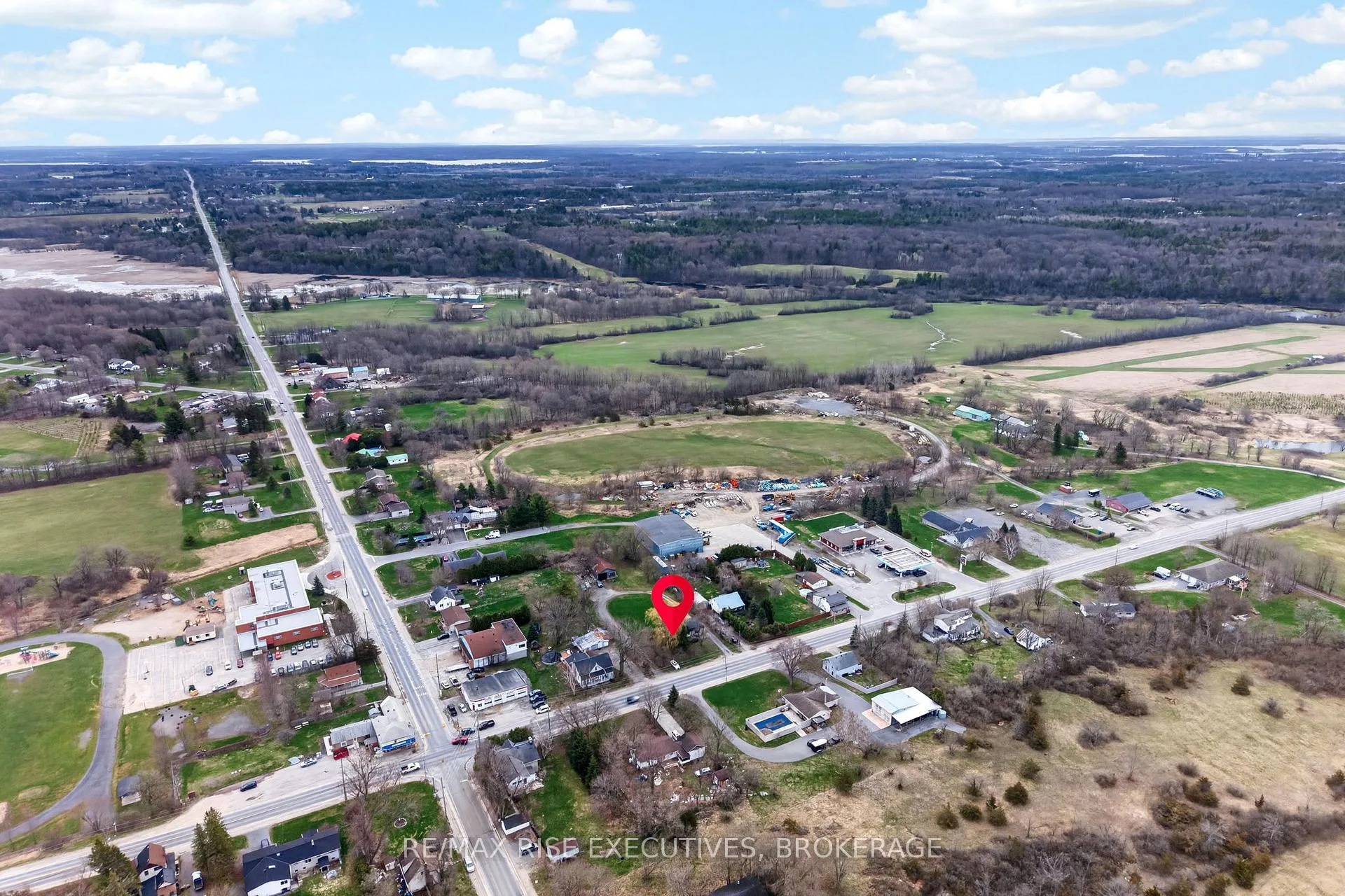 Photo 43 of 2260 Sydenham Road, Kingston, City North of 401 — HOMEH