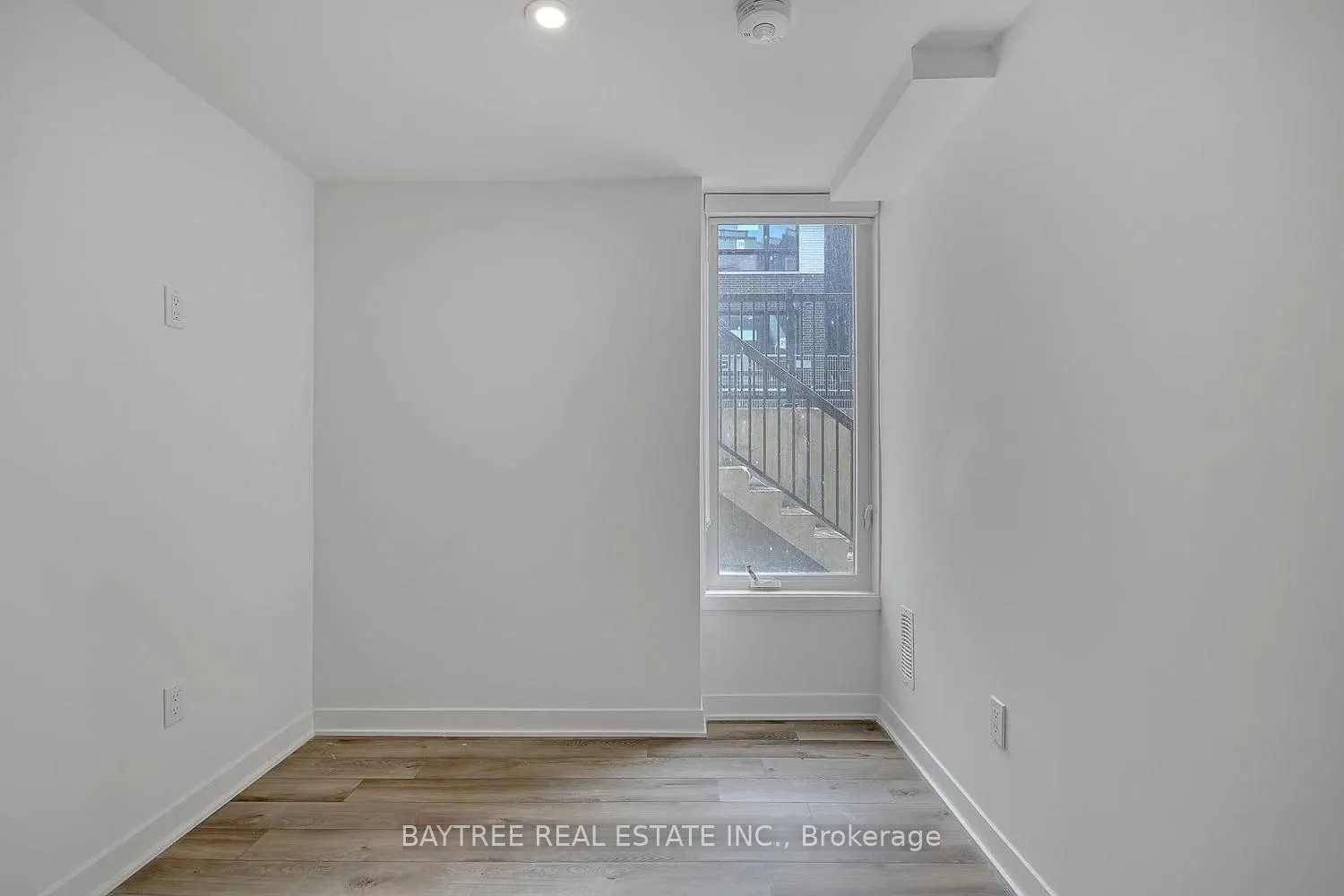 Photo 15 of Unit TH4, 30 Ed Clark Gardens, Toronto, Weston-Pellam Park — HOMEH
