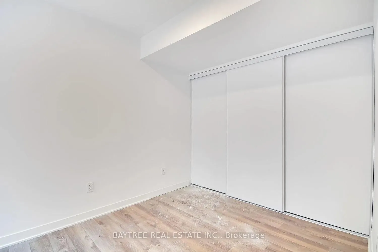 Photo 20 of Unit TH4, 30 Ed Clark Gardens, Toronto, Weston-Pellam Park — HOMEH