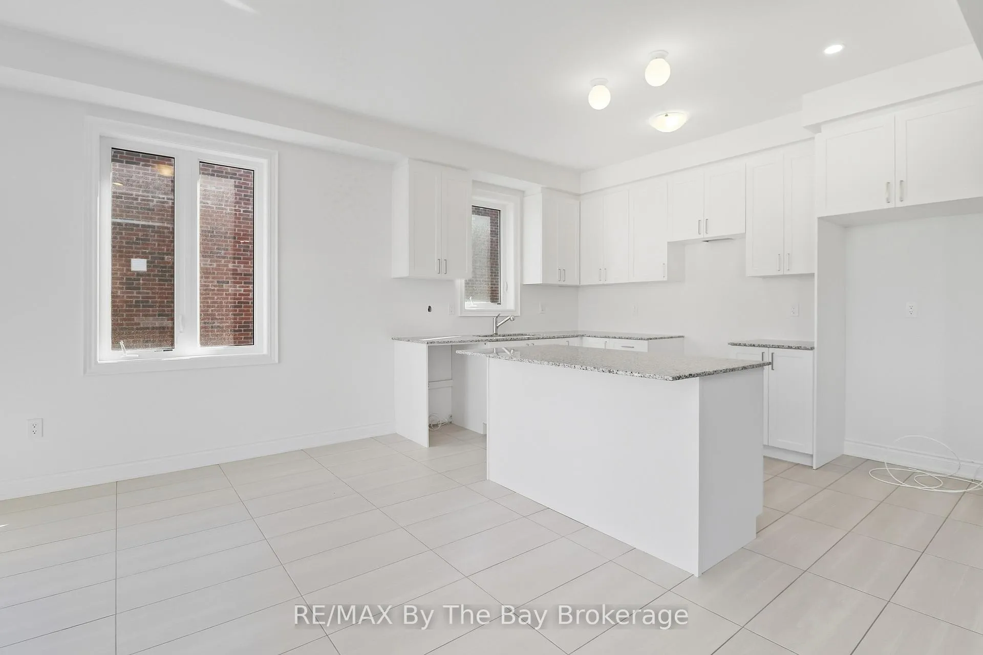 Photo 14 of 59 Amber Drive, Wasaga Beach — HOMEH